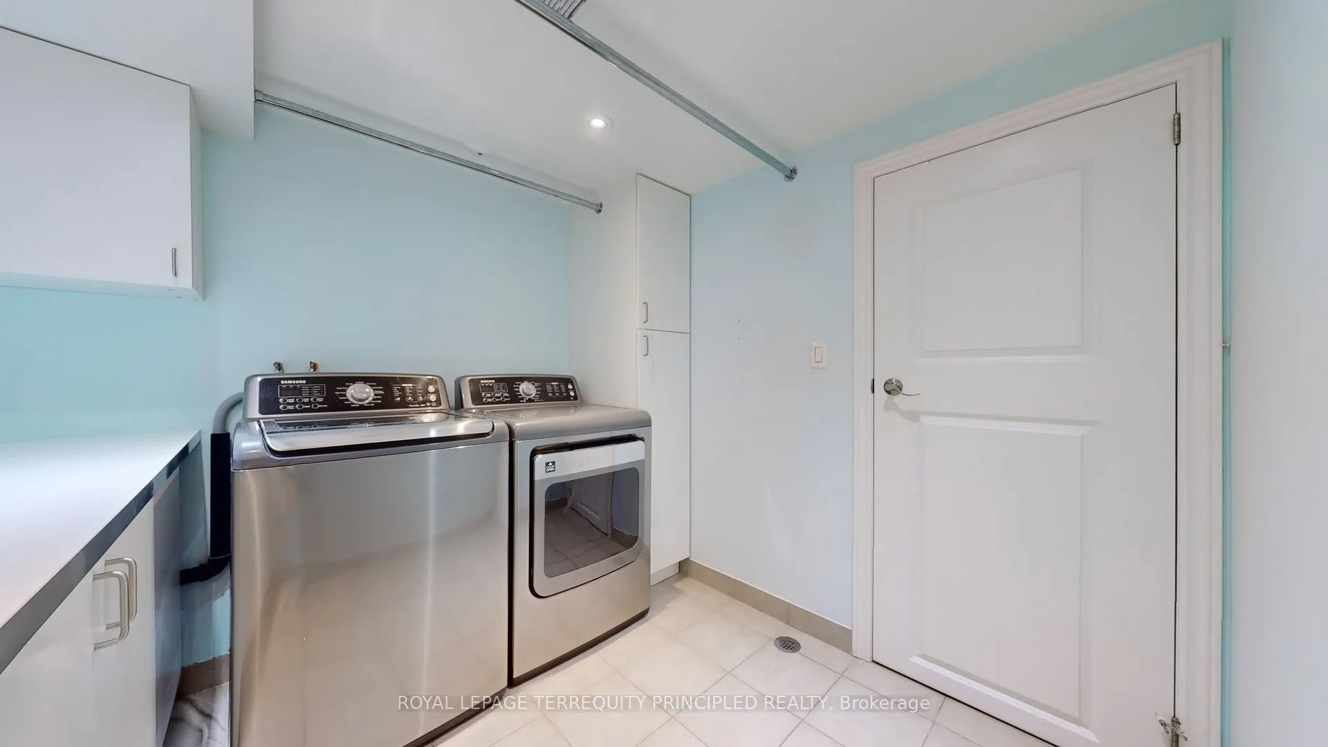 14 Hedges Boulevard, #Lower