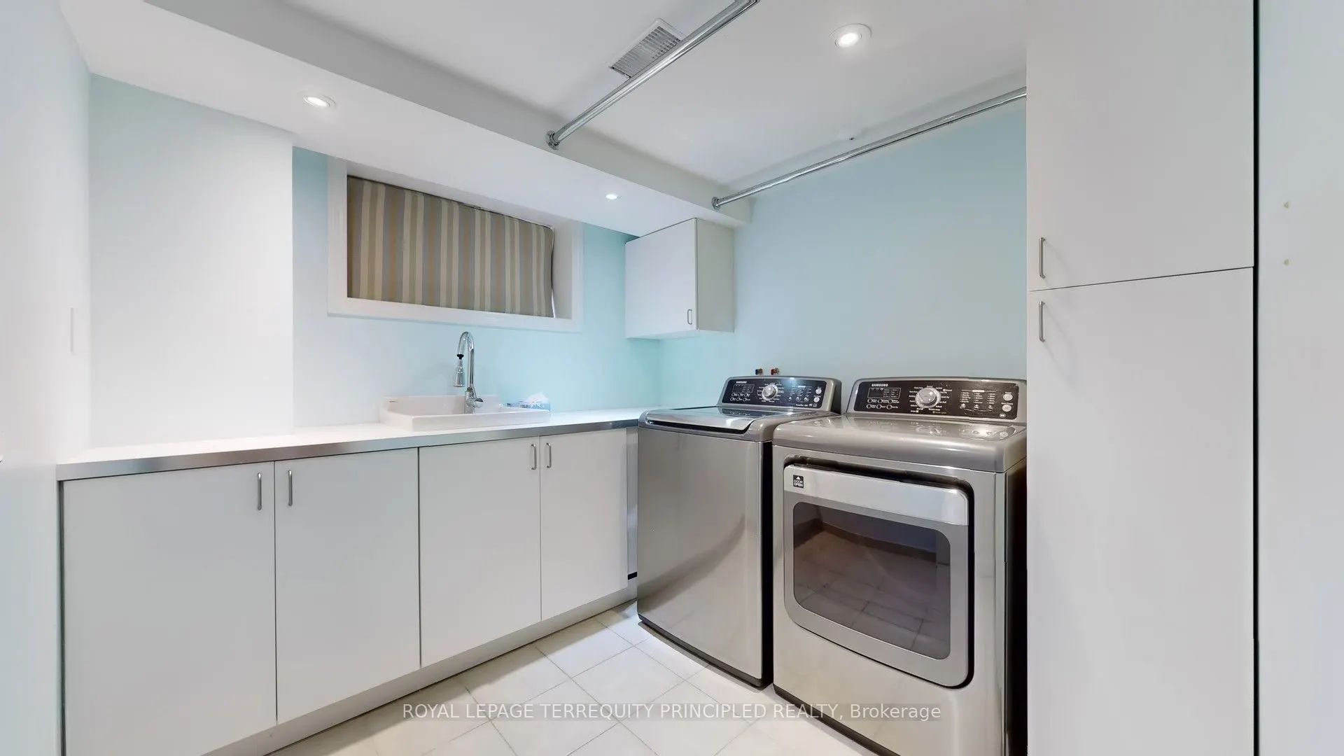 14 Hedges Boulevard, #Lower