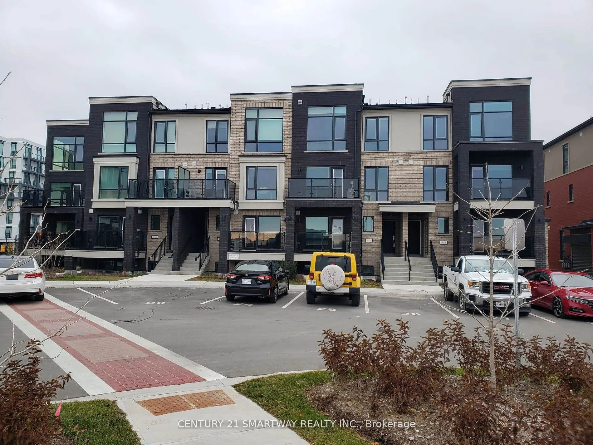185 Veterans Drive, #12