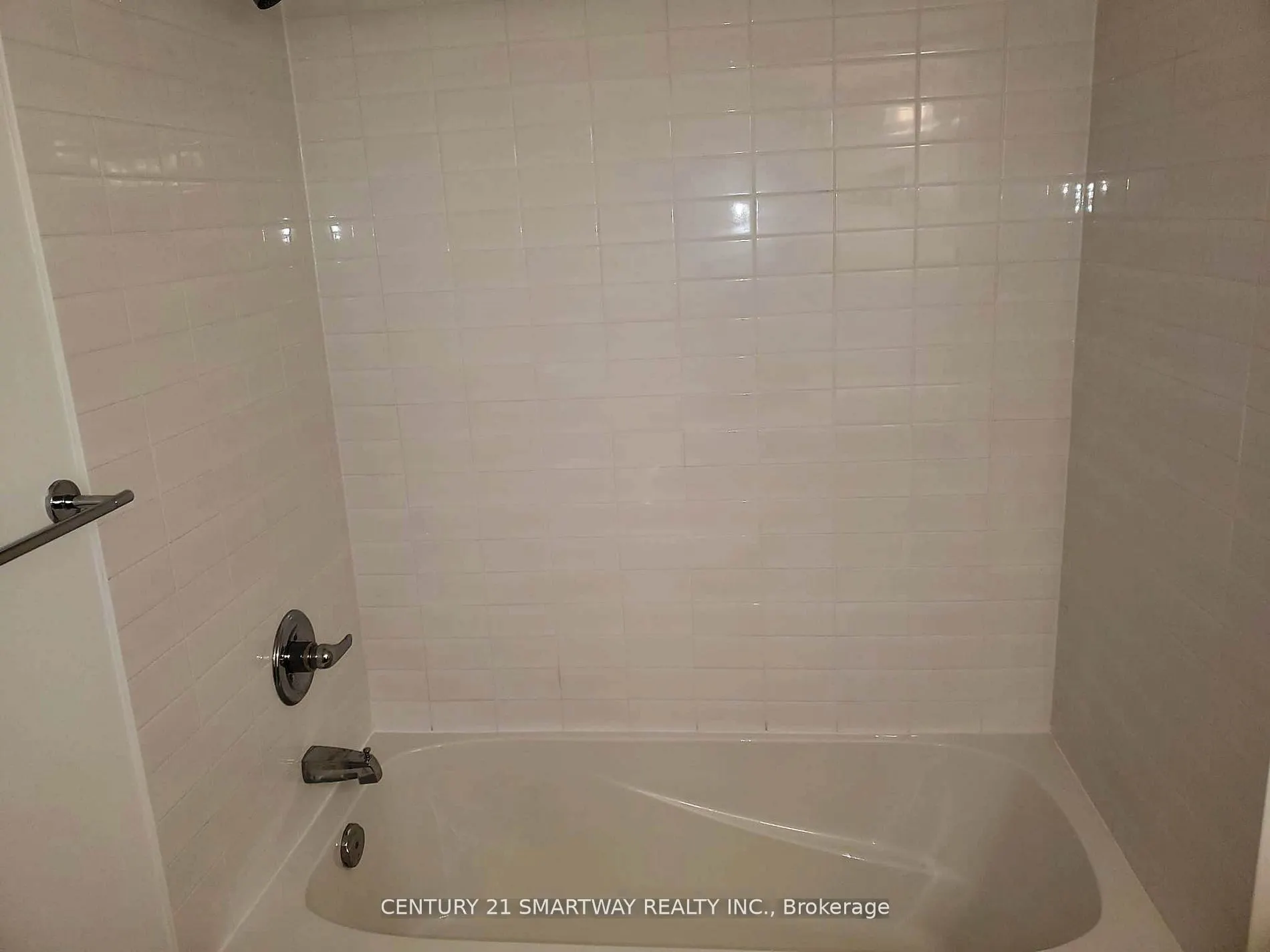 185 Veterans Drive, #12