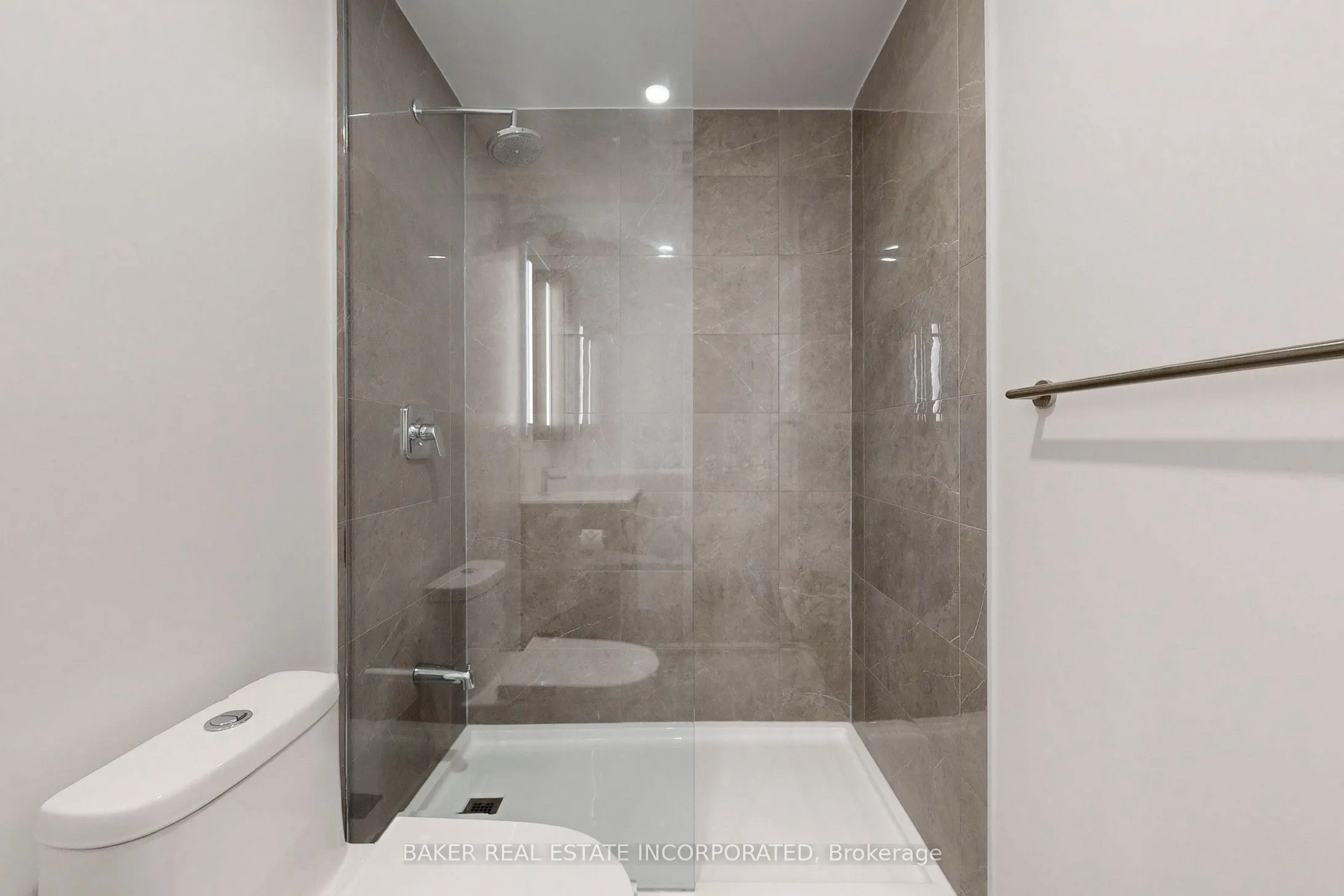 220 Missinnihe Way, #815