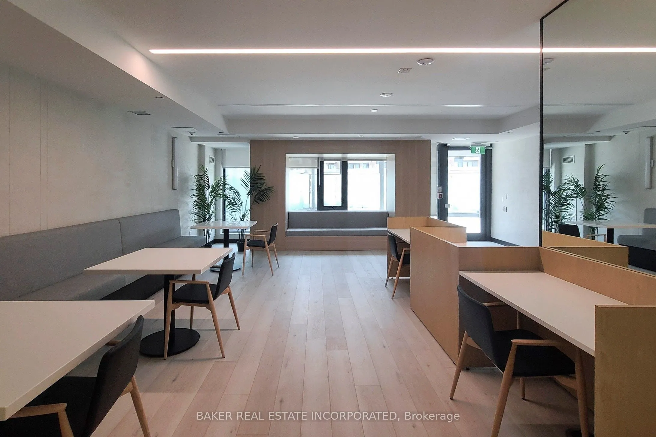 220 Missinnihe Way, #815