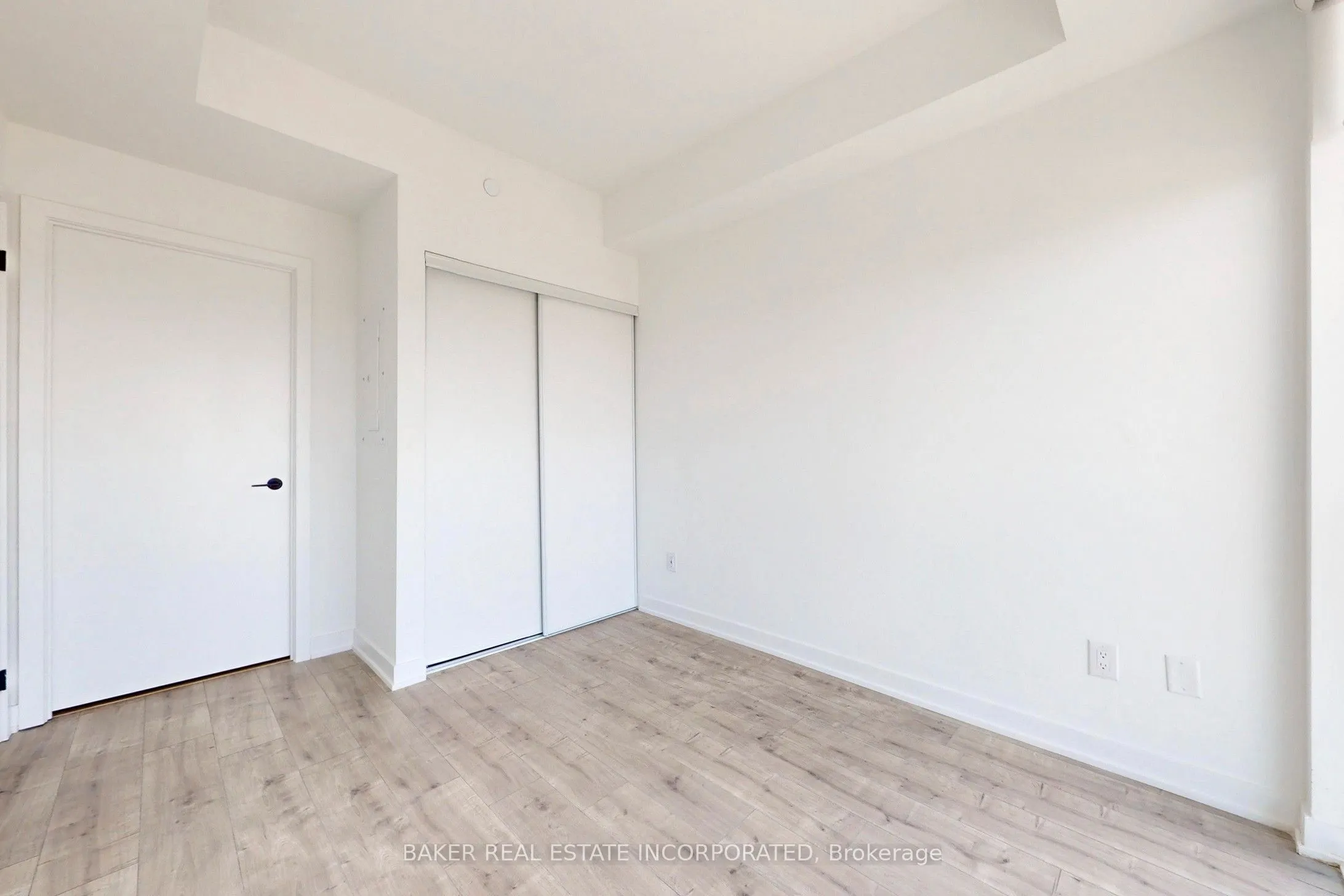 220 Missinnihe Way, #815