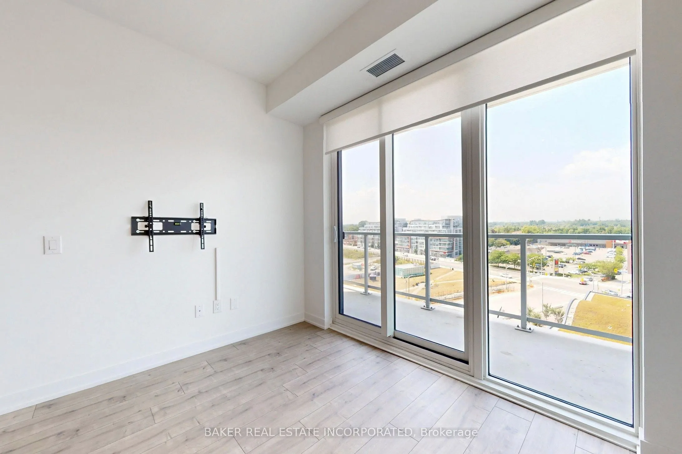 220 Missinnihe Way, #815