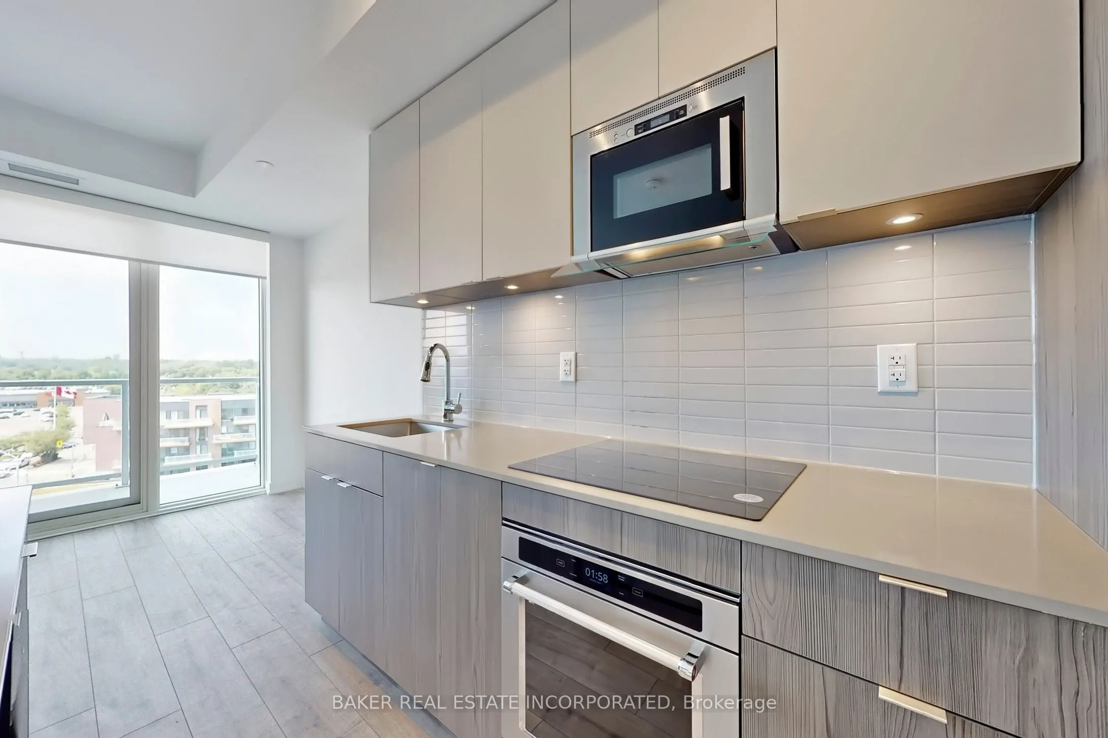 220 Missinnihe Way, #815