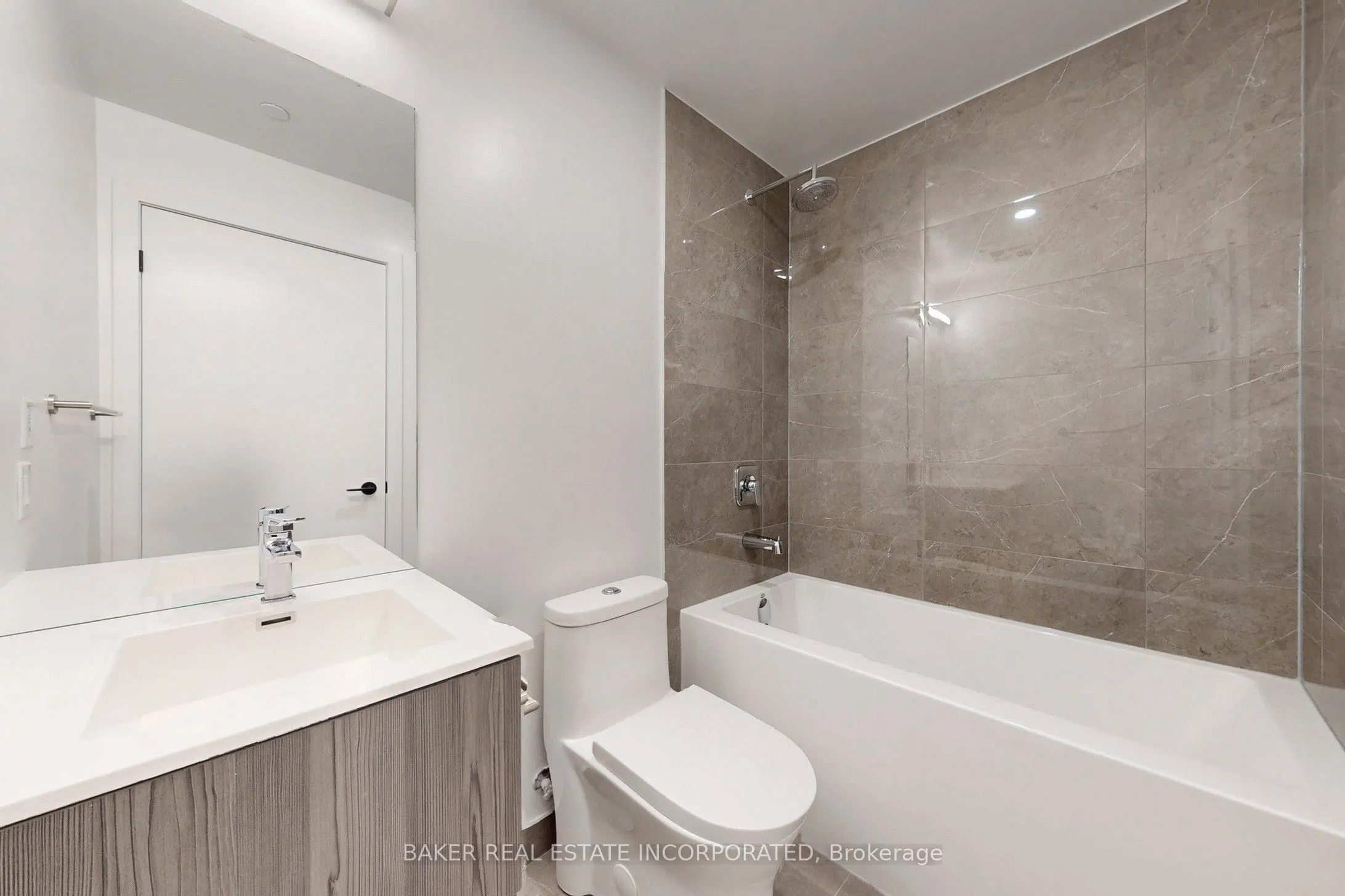 220 Missinnihe Way, #815