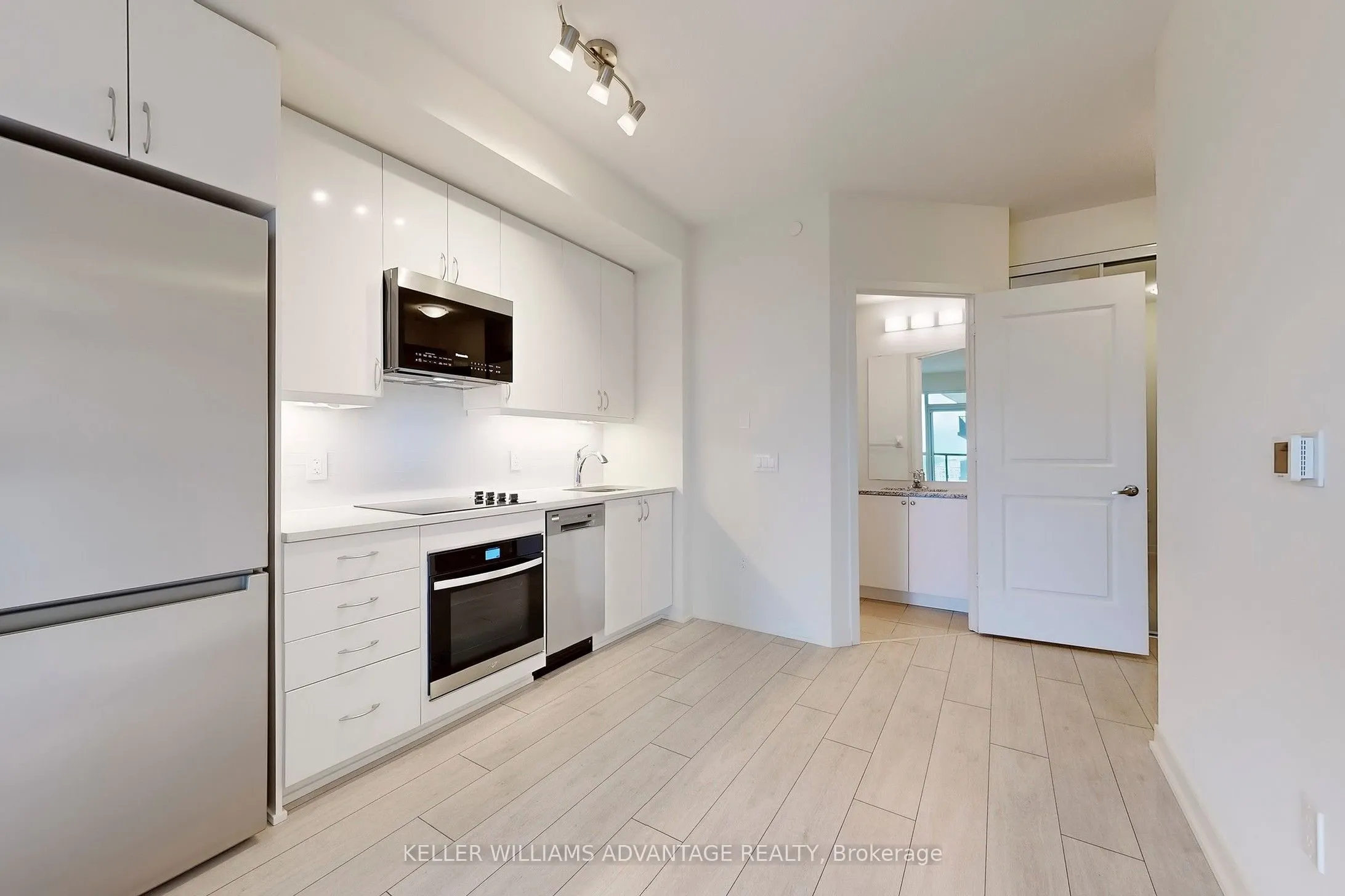 38 Annie Craig Drive, #2206