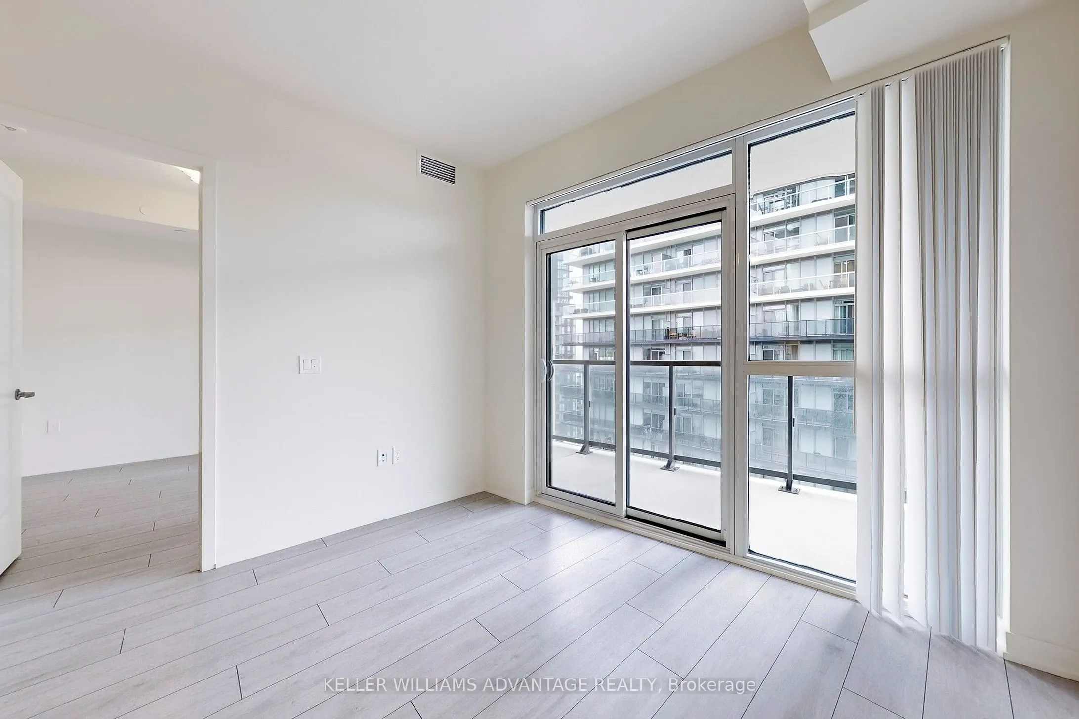 38 Annie Craig Drive, #2206