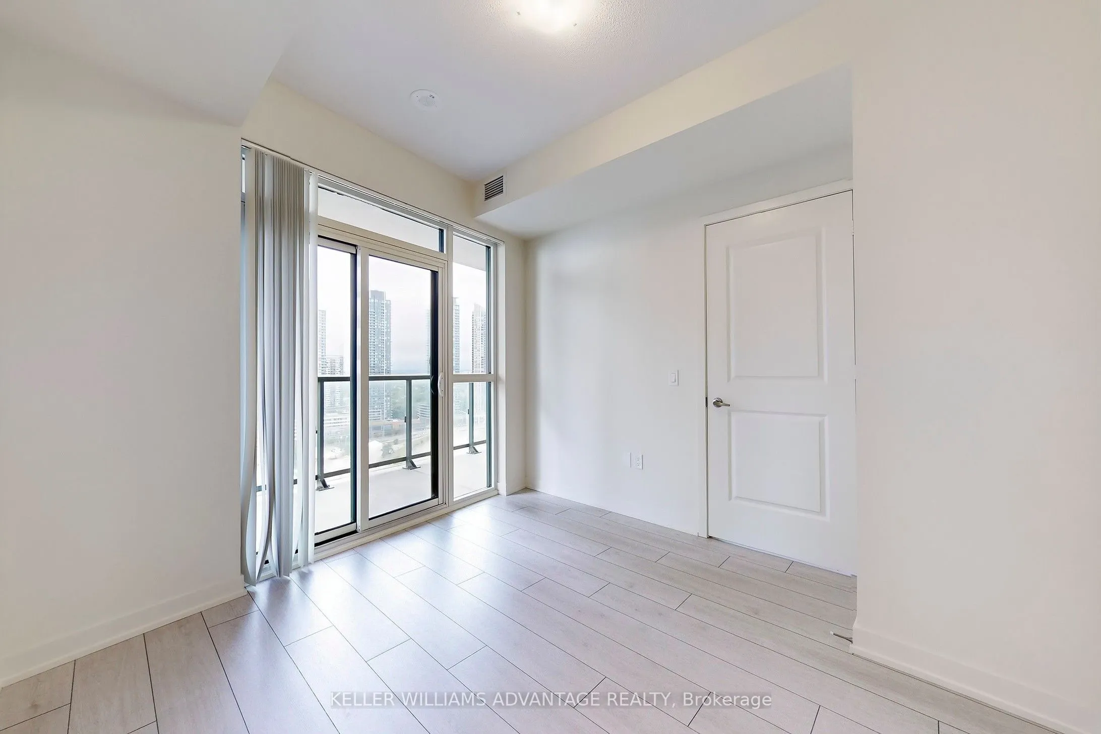38 Annie Craig Drive, #2206