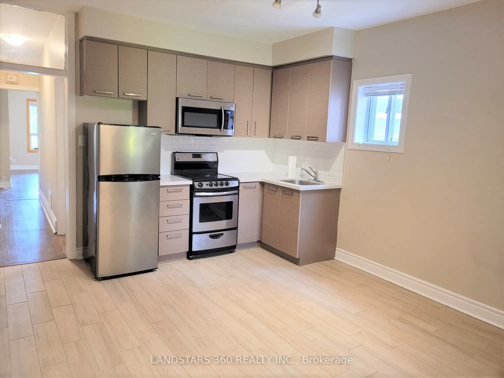 49 Boon Avenue, #Main