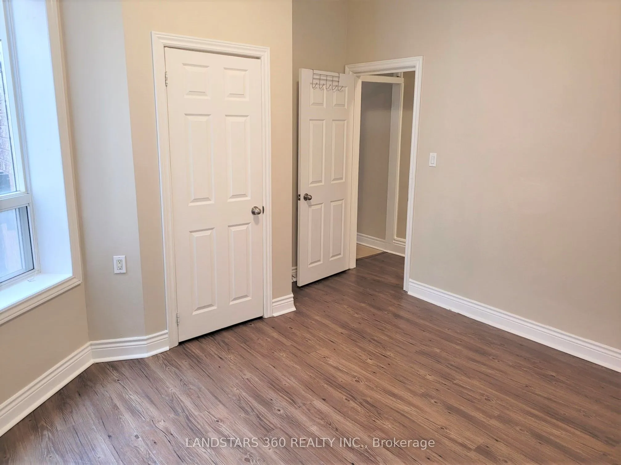 49 Boon Avenue, #Main