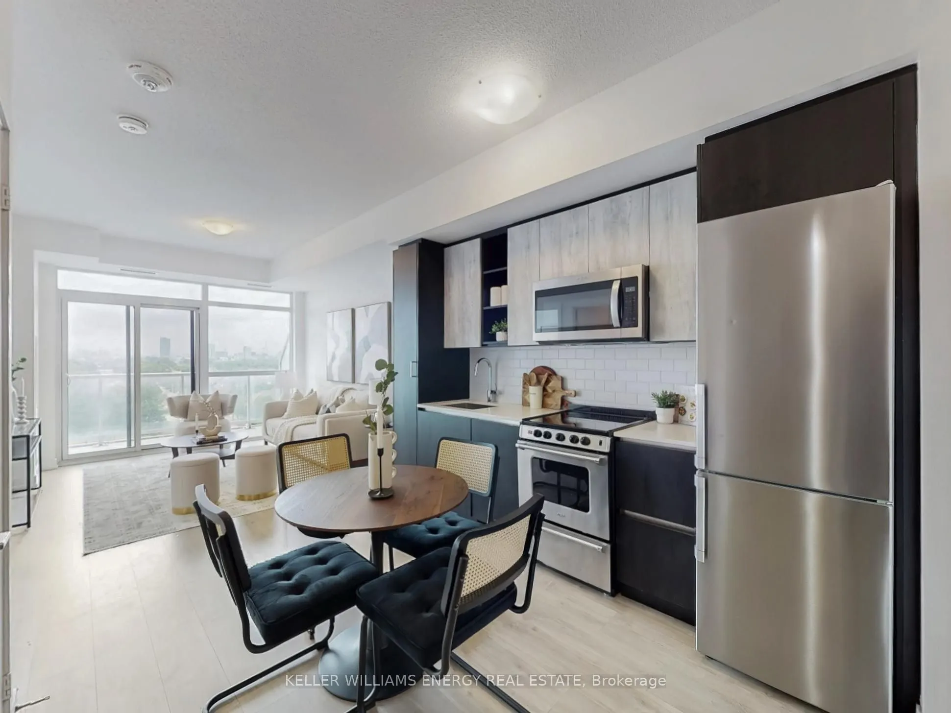 251 Manitoba Street, #1021