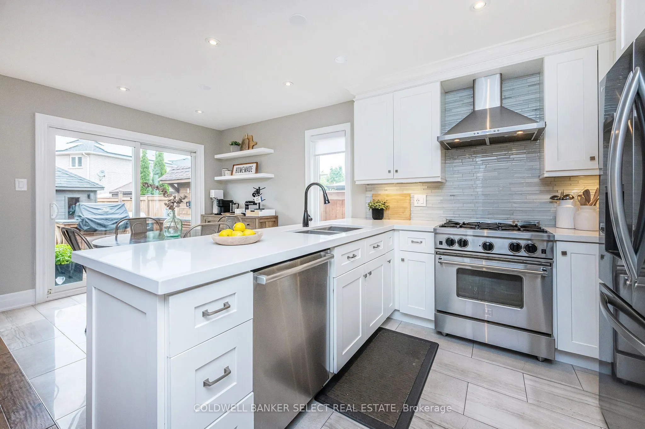 2 Boltonview Crescent