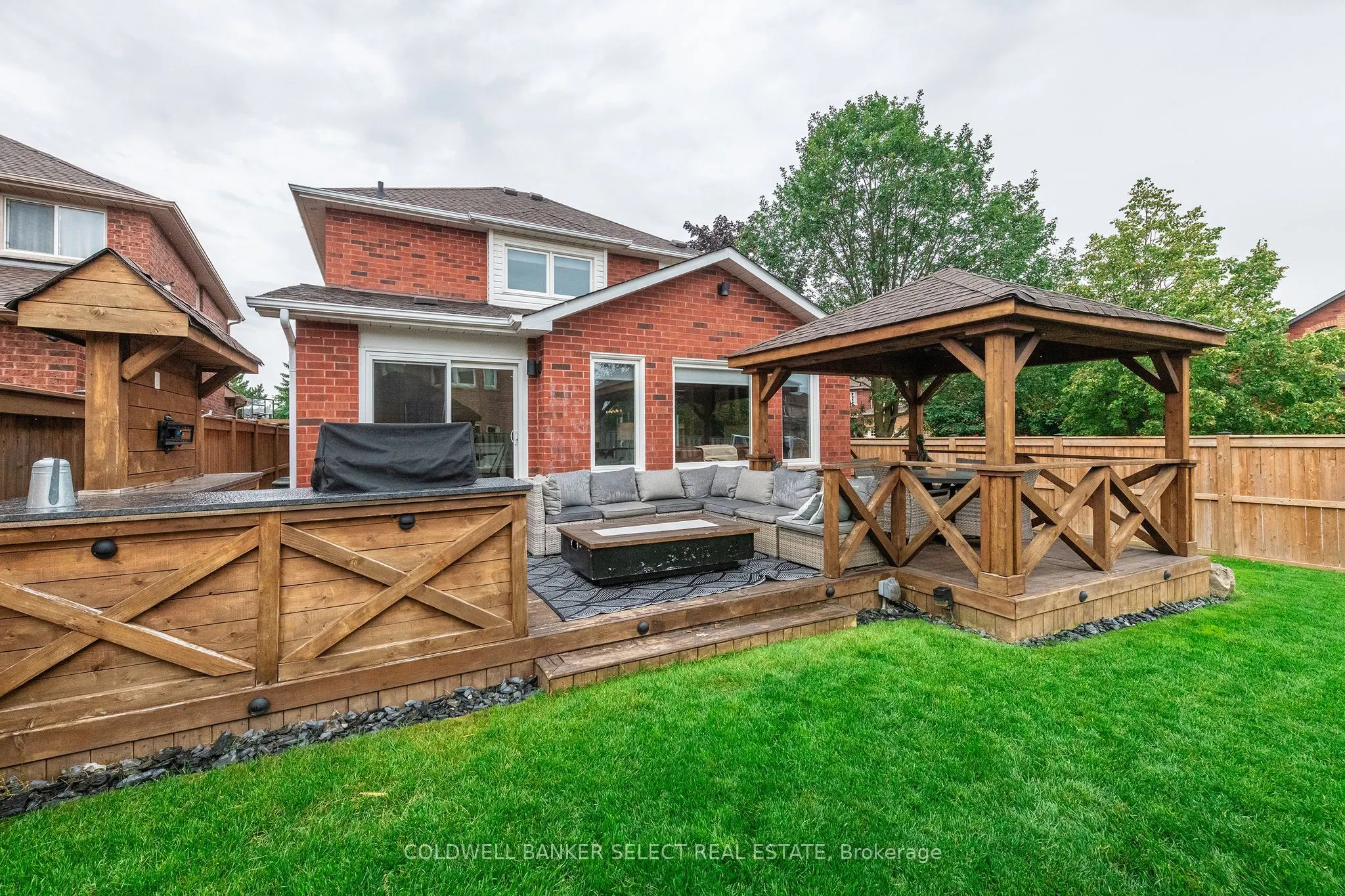 2 Boltonview Crescent
