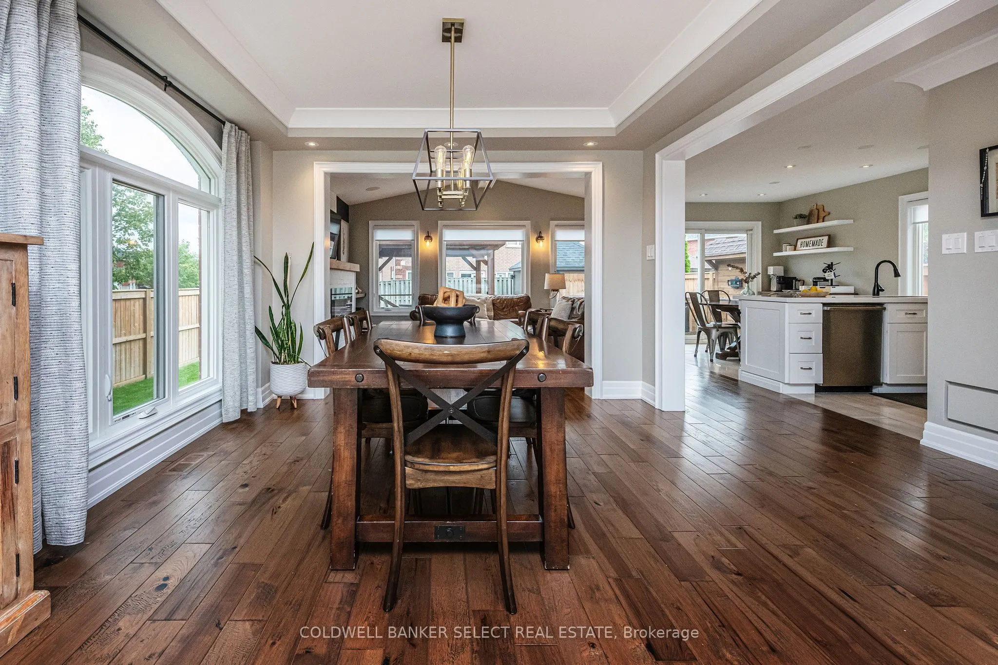 2 Boltonview Crescent
