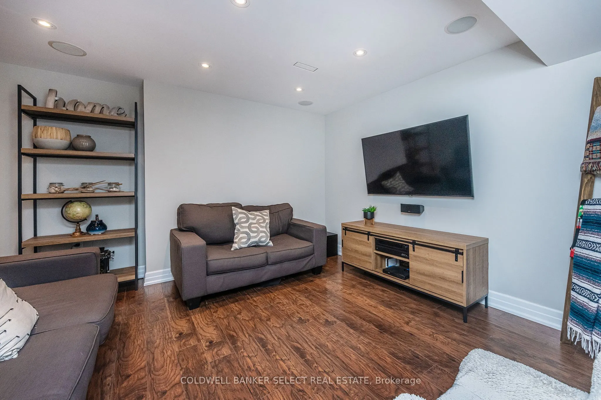 2 Boltonview Crescent