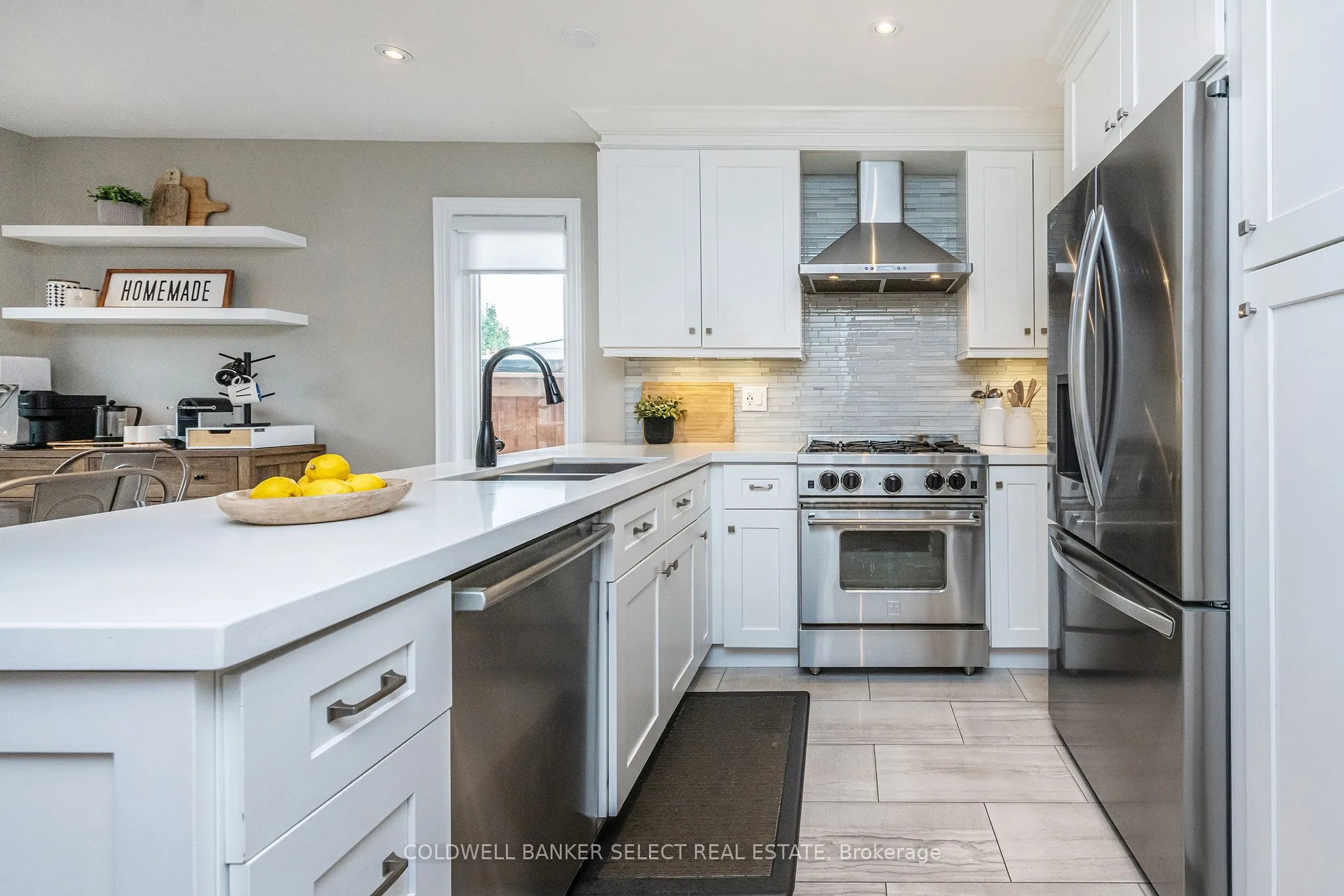2 Boltonview Crescent