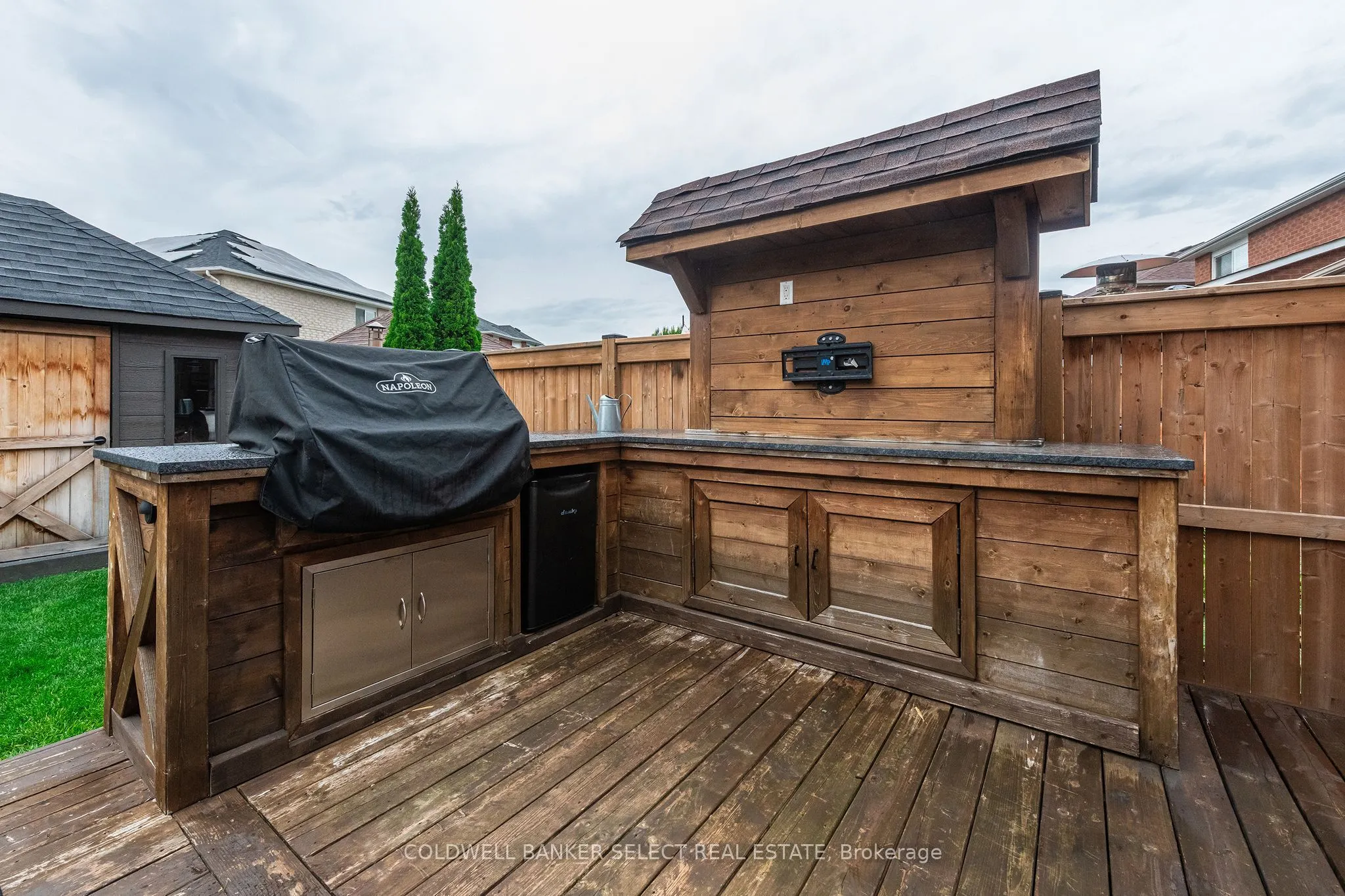 2 Boltonview Crescent