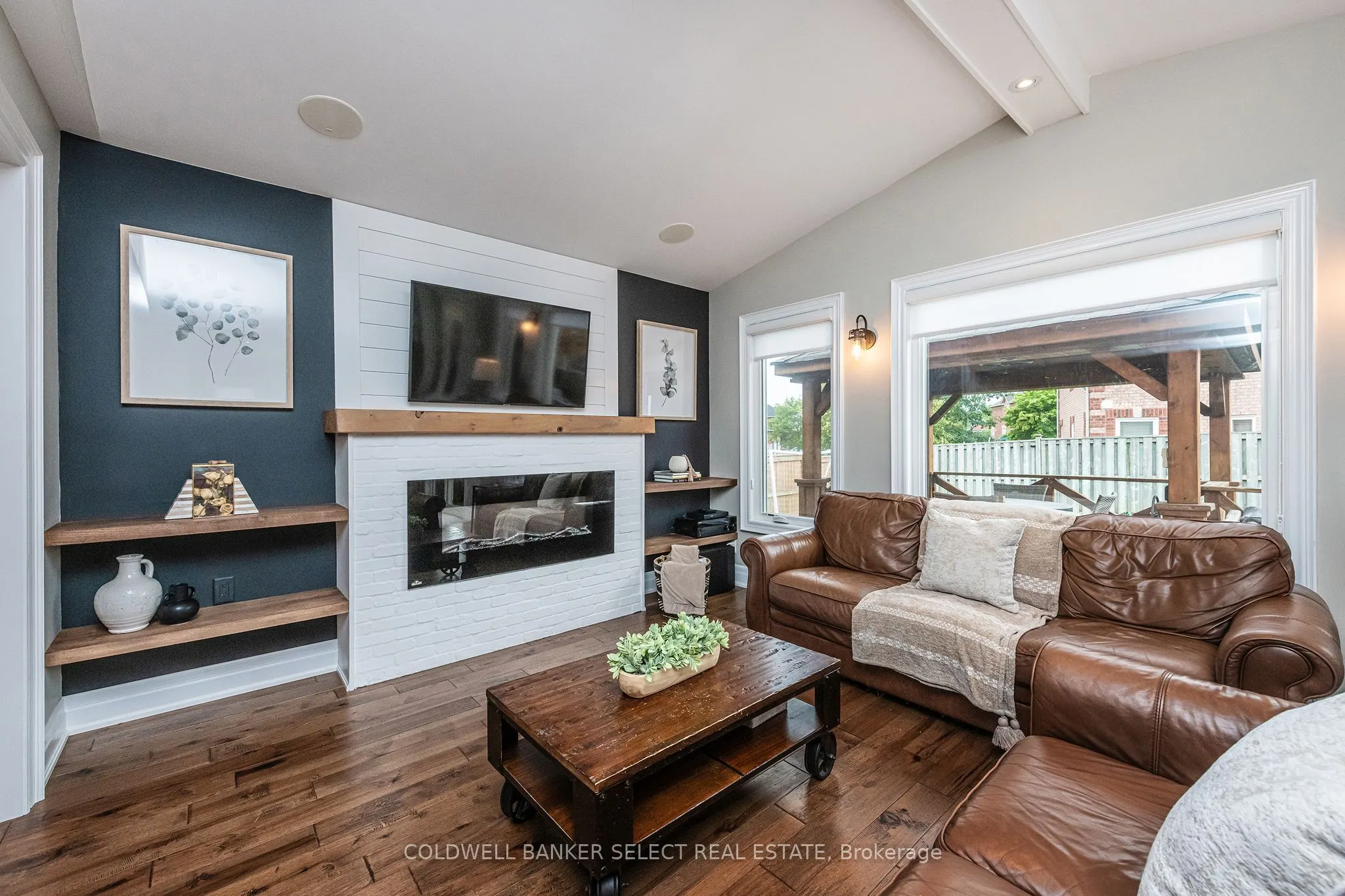 2 Boltonview Crescent