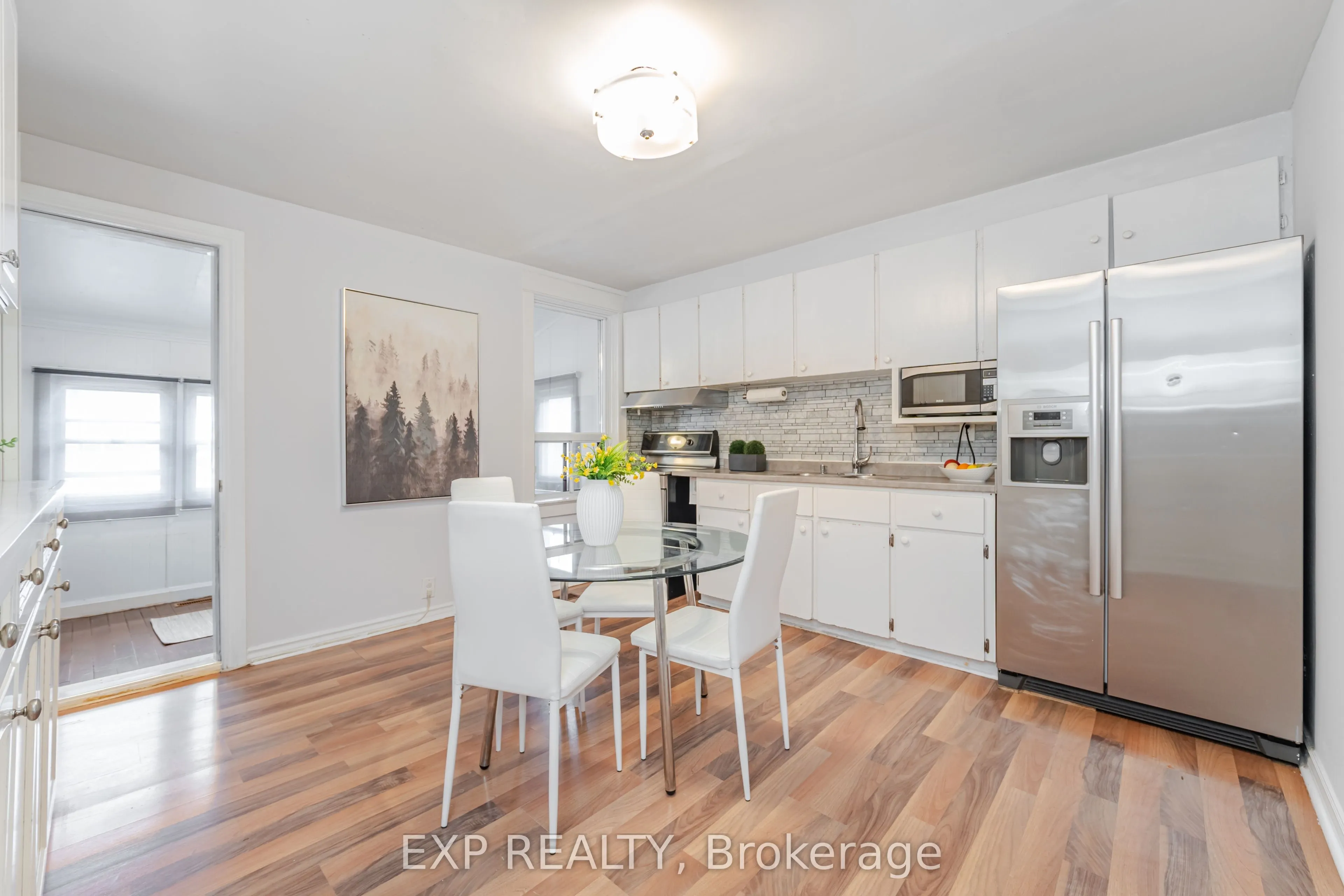 214 Silverthorn Avenue