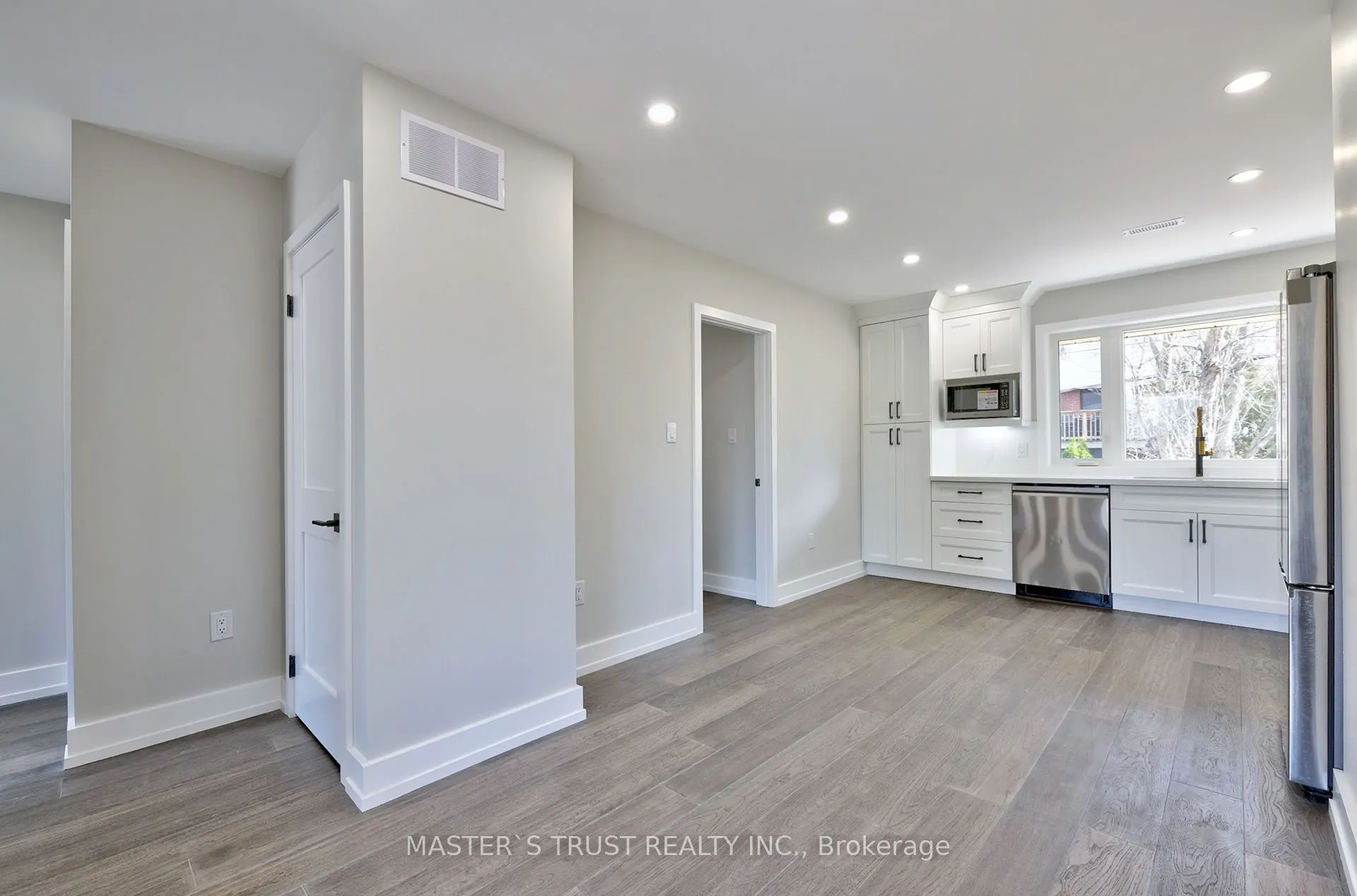 28 Florence Drive, #Unit 1