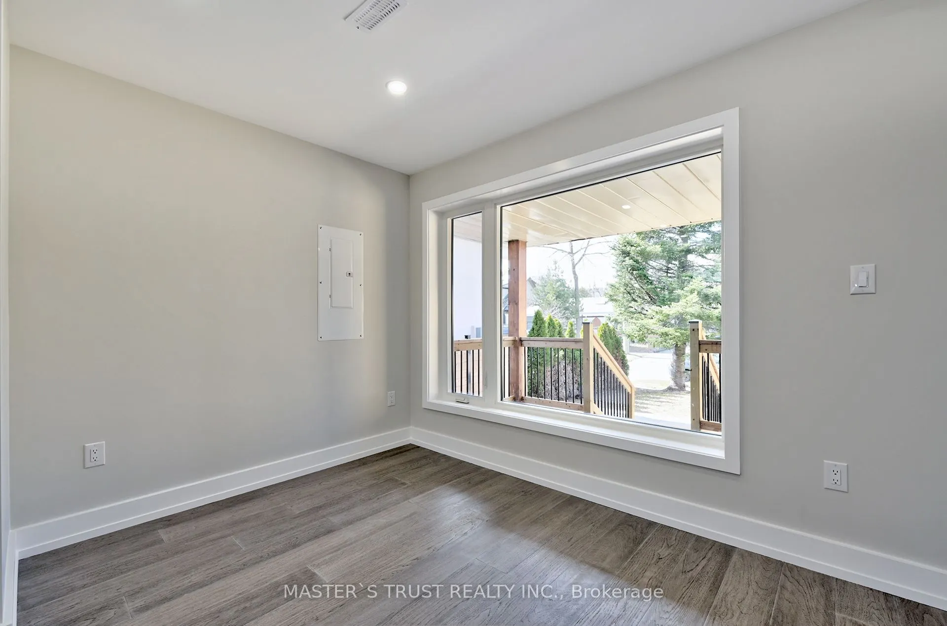 28 Florence Drive, #Unit 1