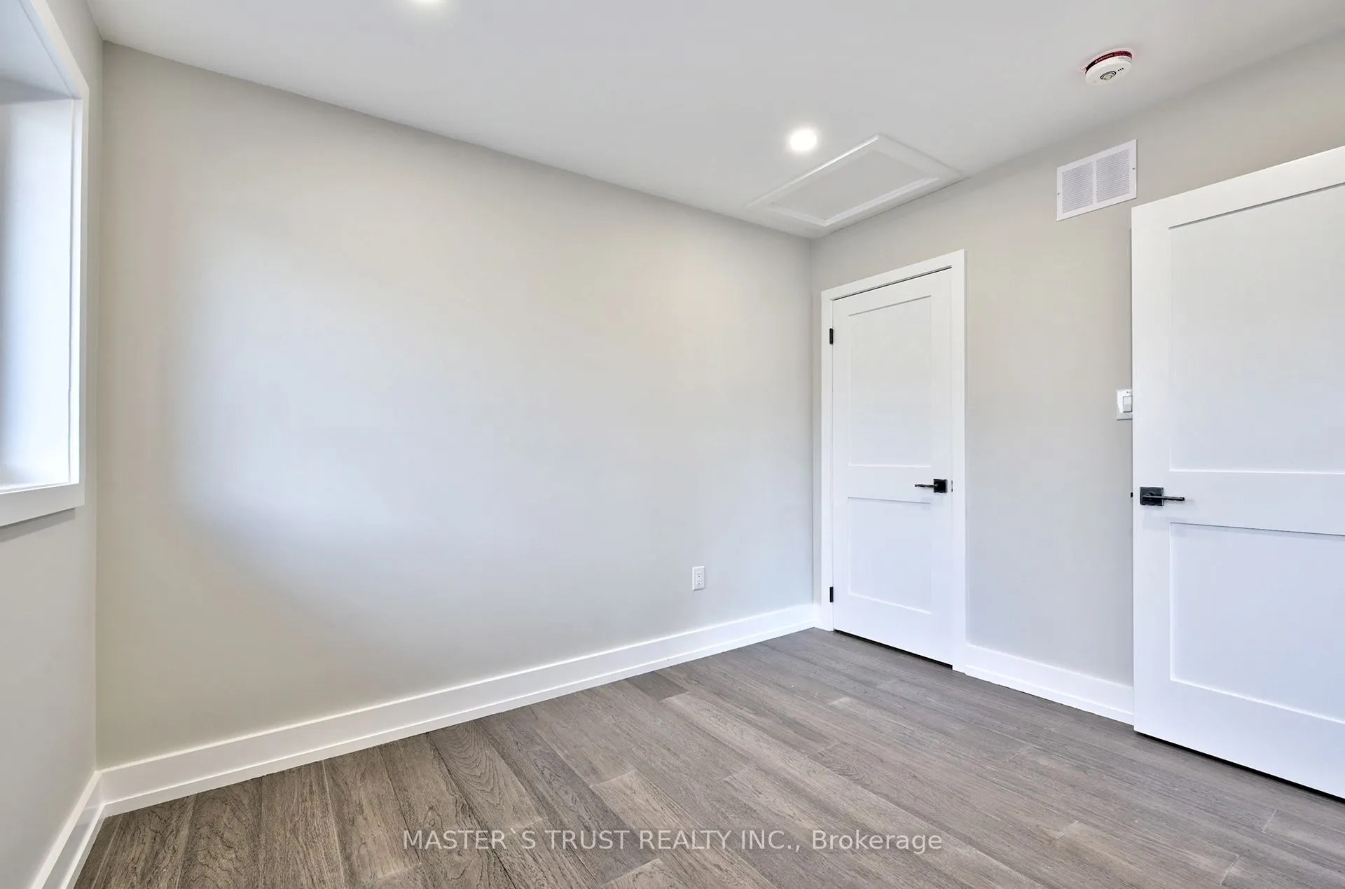 28 Florence Drive, #Unit 1