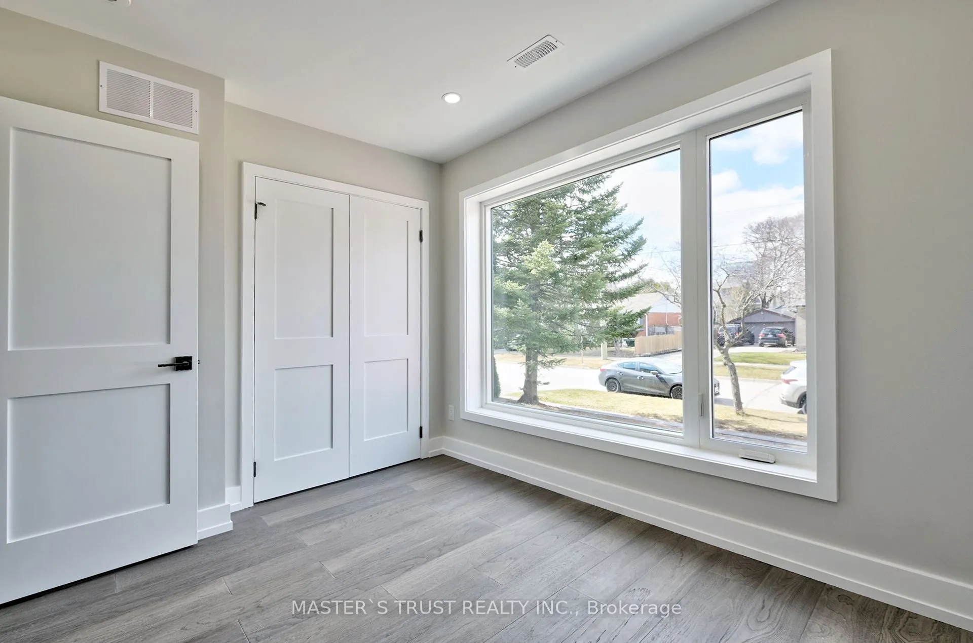 28 Florence Drive, #Unit 1