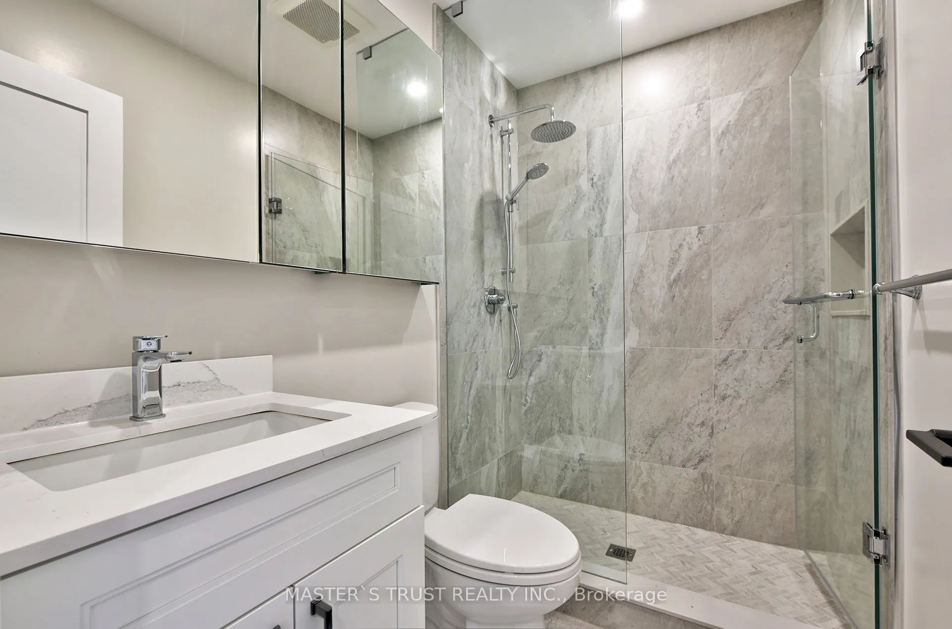 28 Florence Drive, #Unit 1