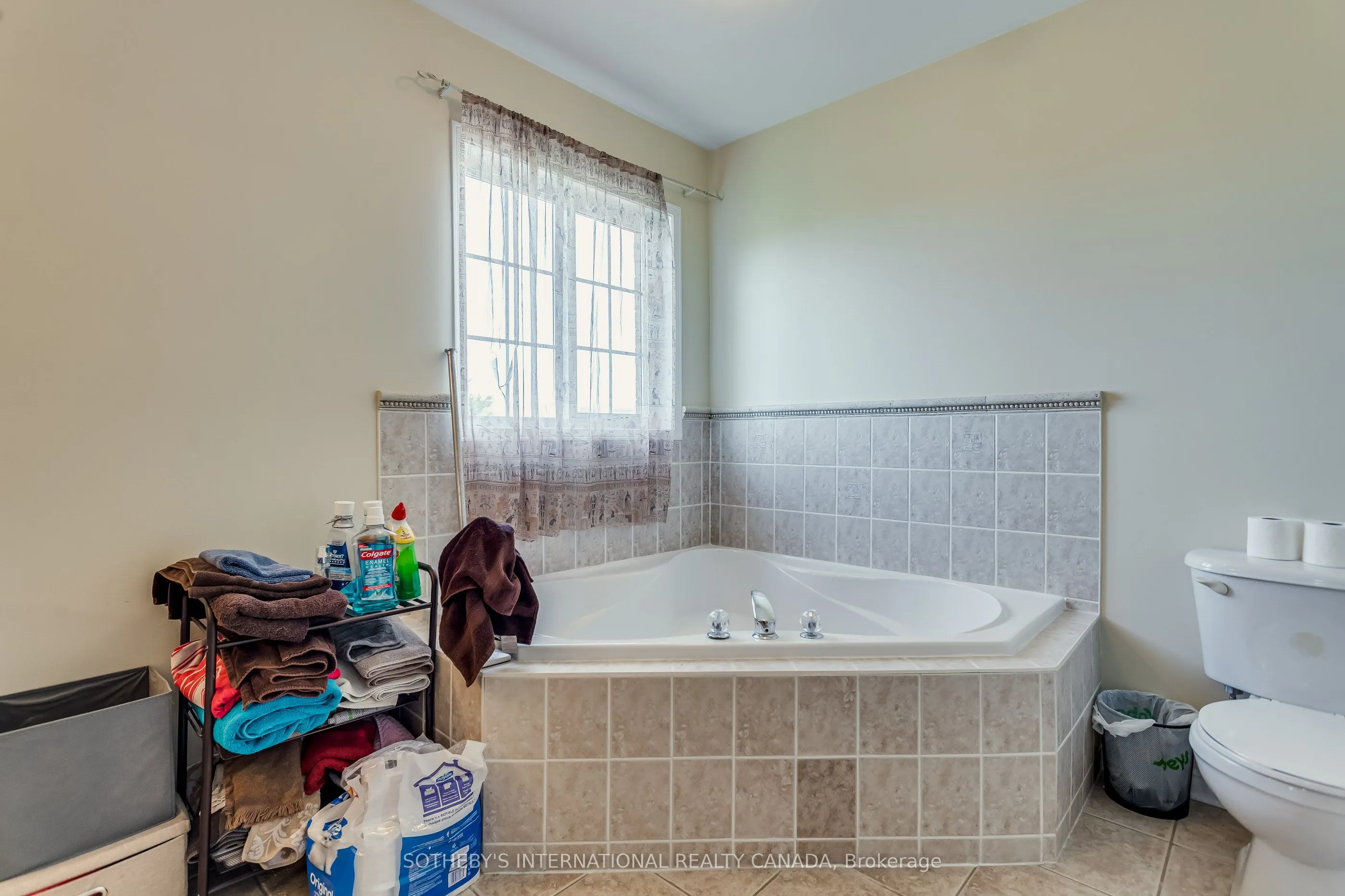 3459 Jorie Crescent