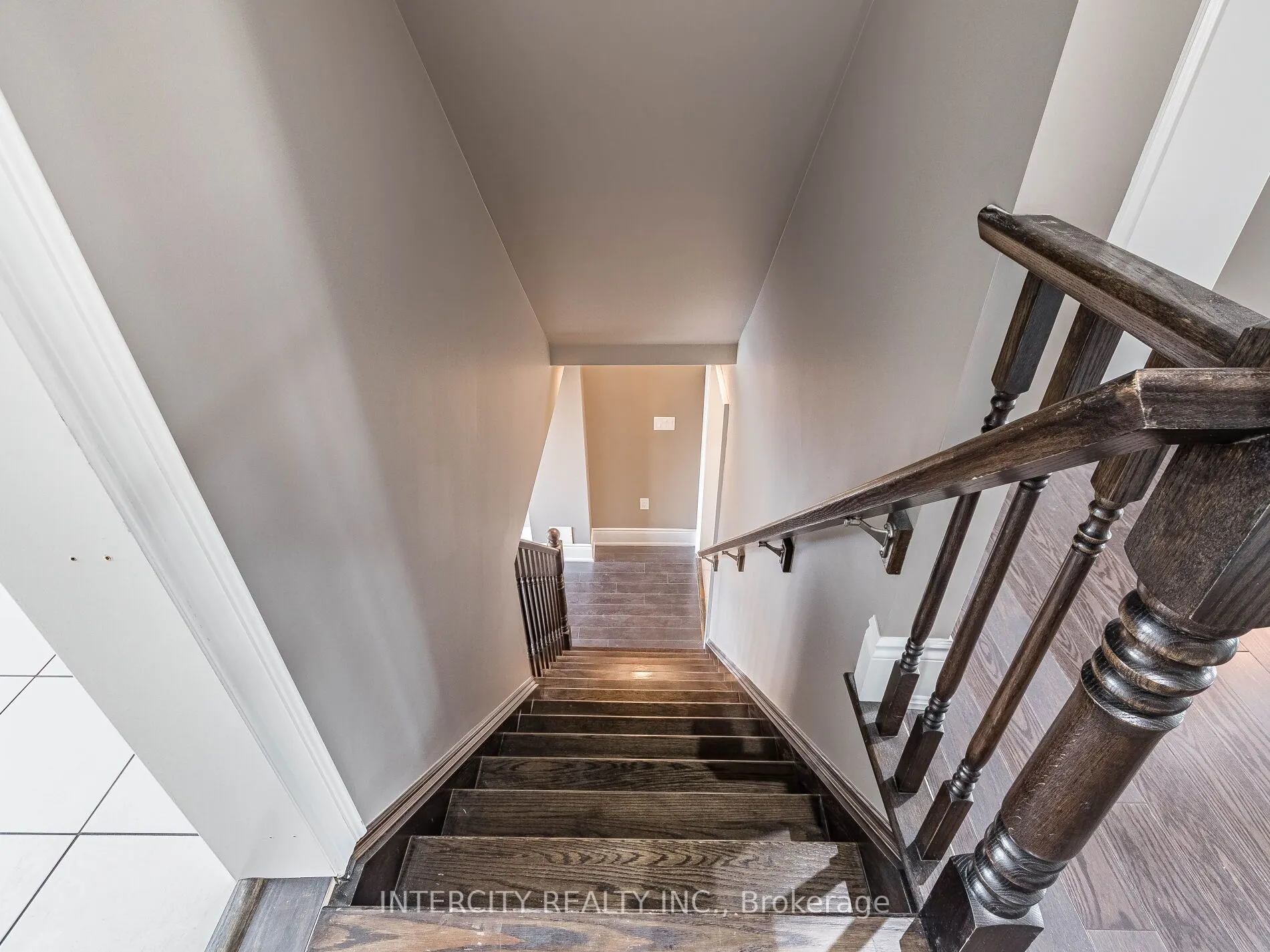 21 Vanhorne Close