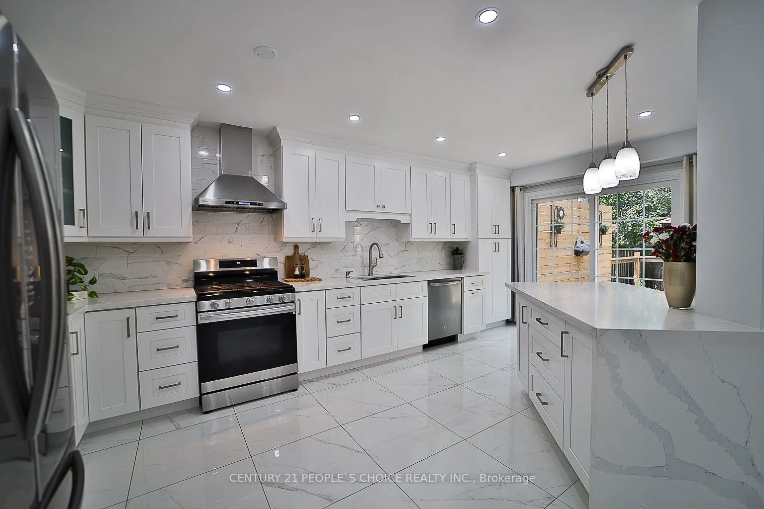 3596 Nutcracker Drive