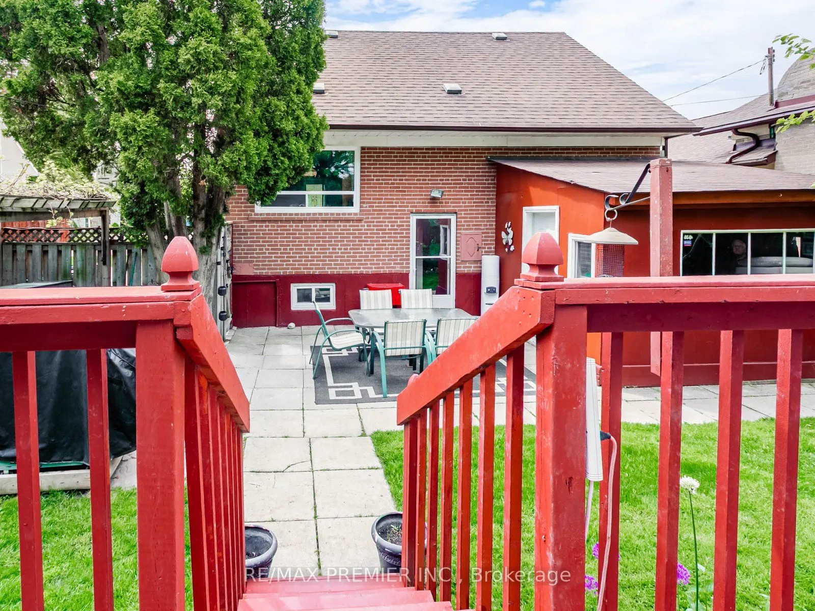 32 Genthorn Avenue