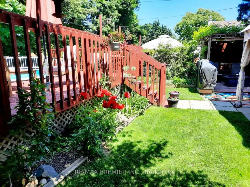 32 Genthorn Avenue