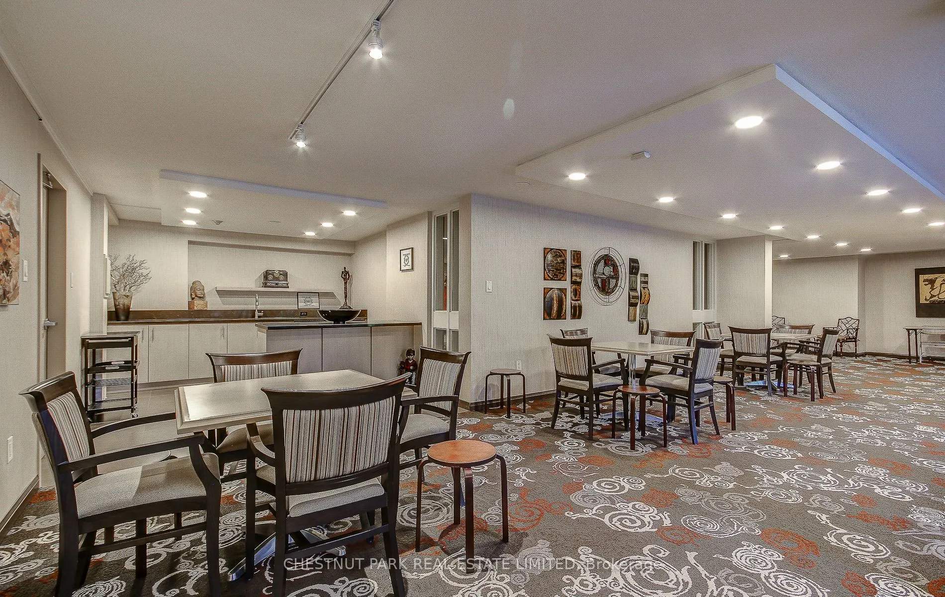 1400 Dixie Road, #609