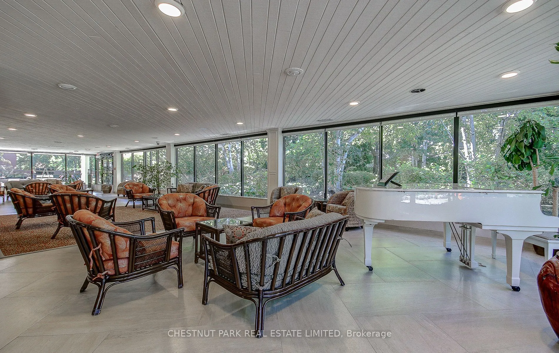 1400 Dixie Road, #609