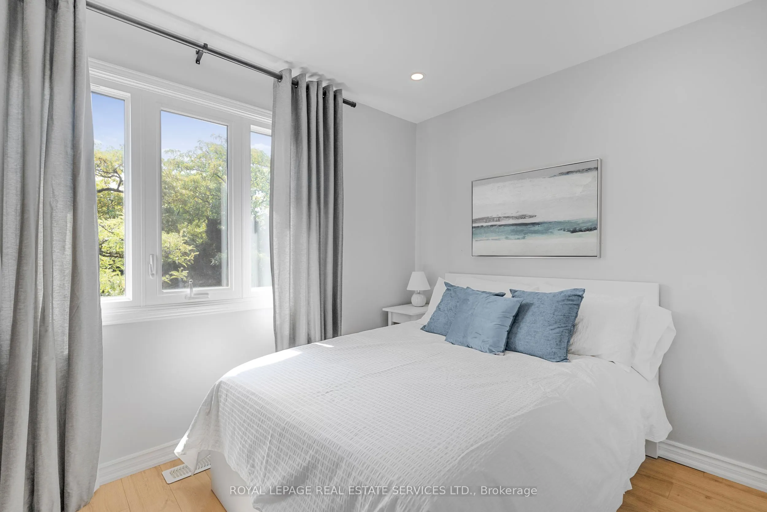 895 Maple Avenue, #217