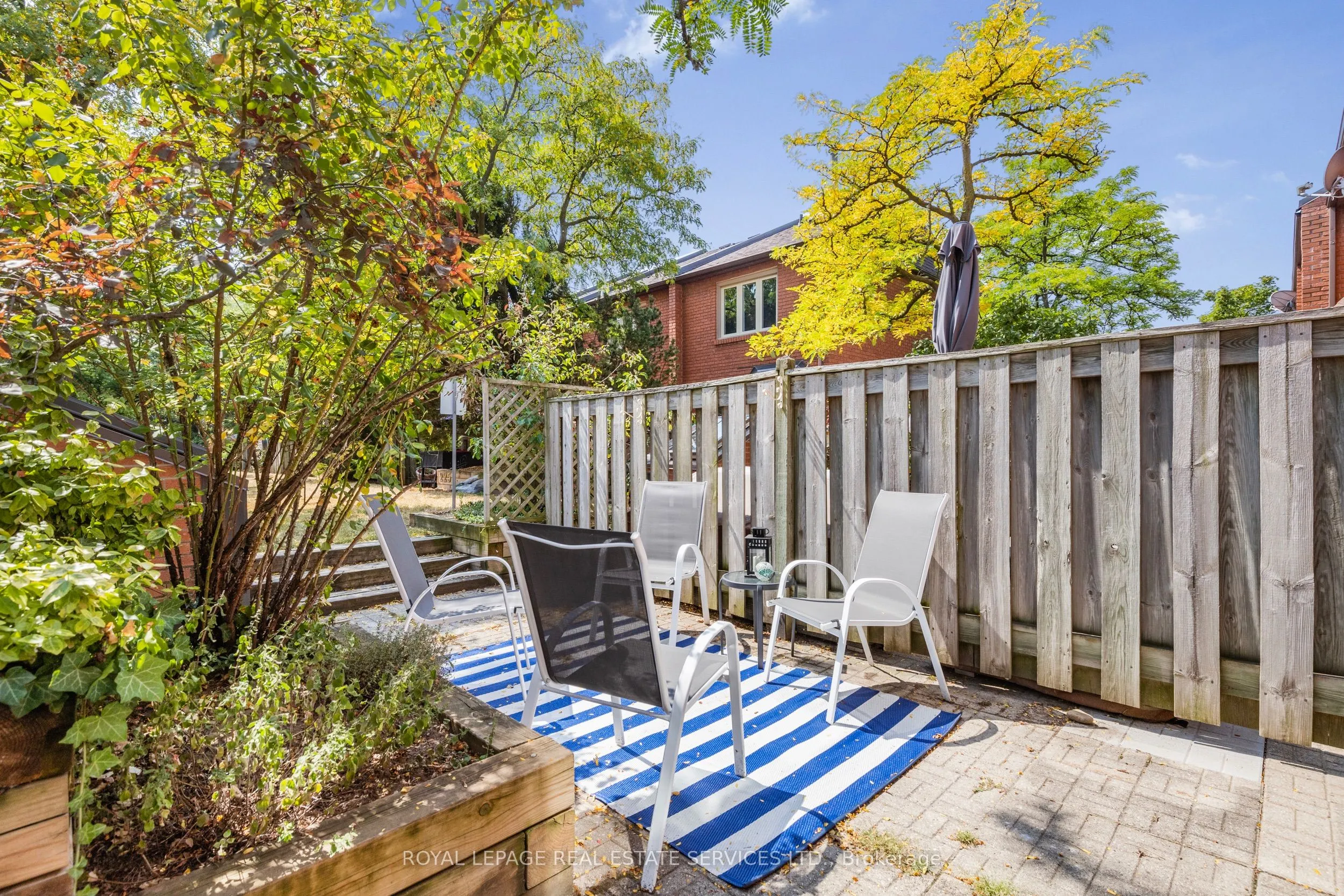 895 Maple Avenue, #217