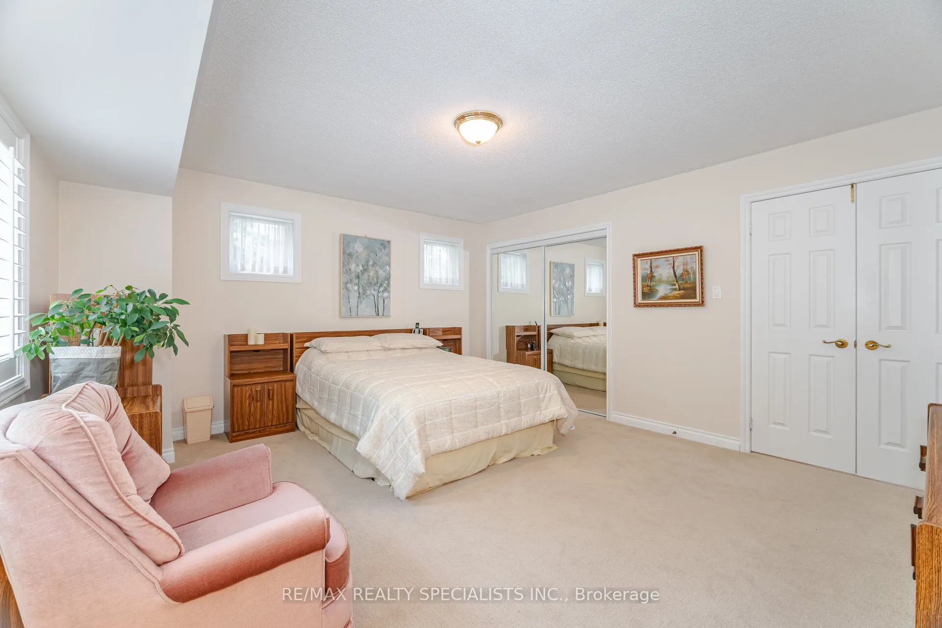 5480 Glen Erin Drive, #92