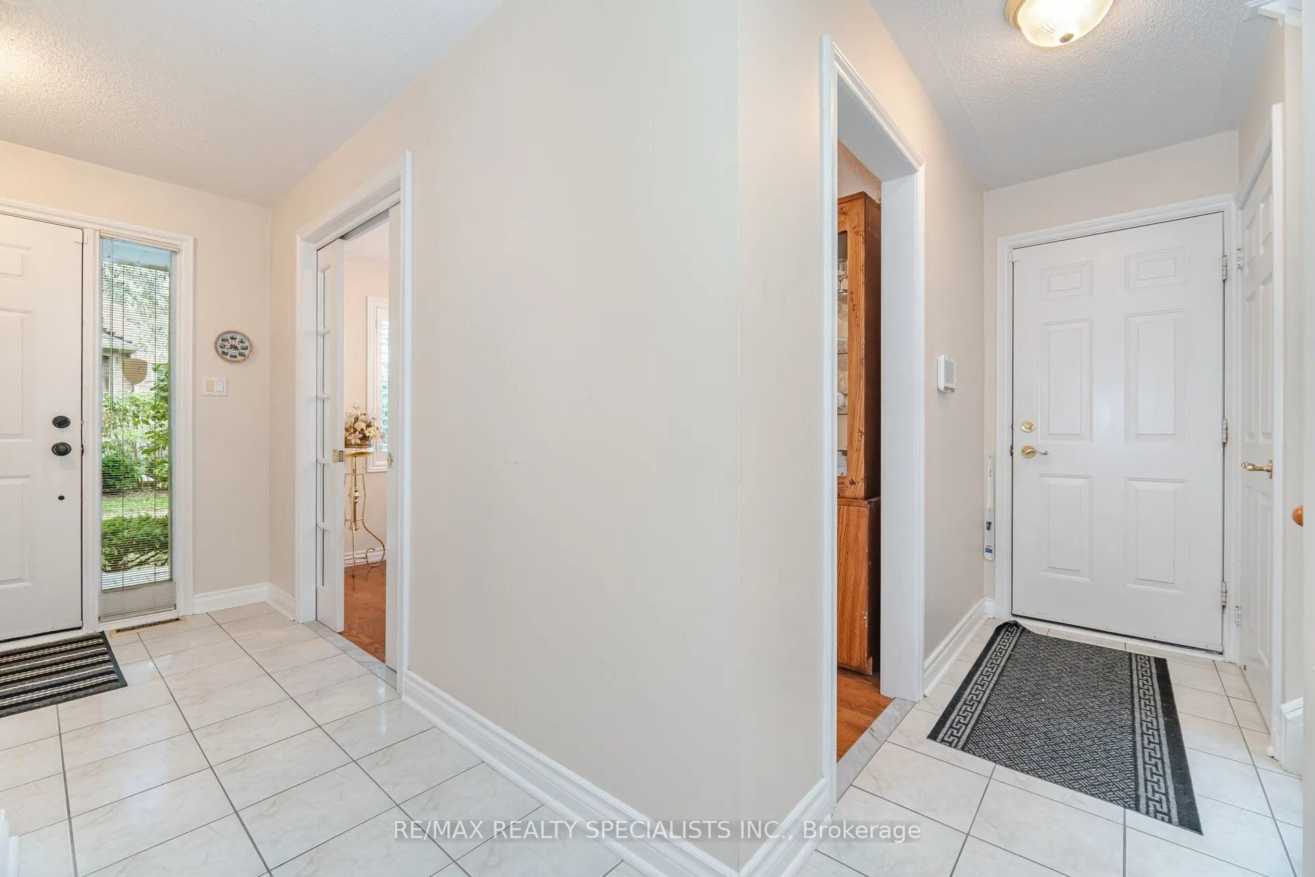 5480 Glen Erin Drive, #92