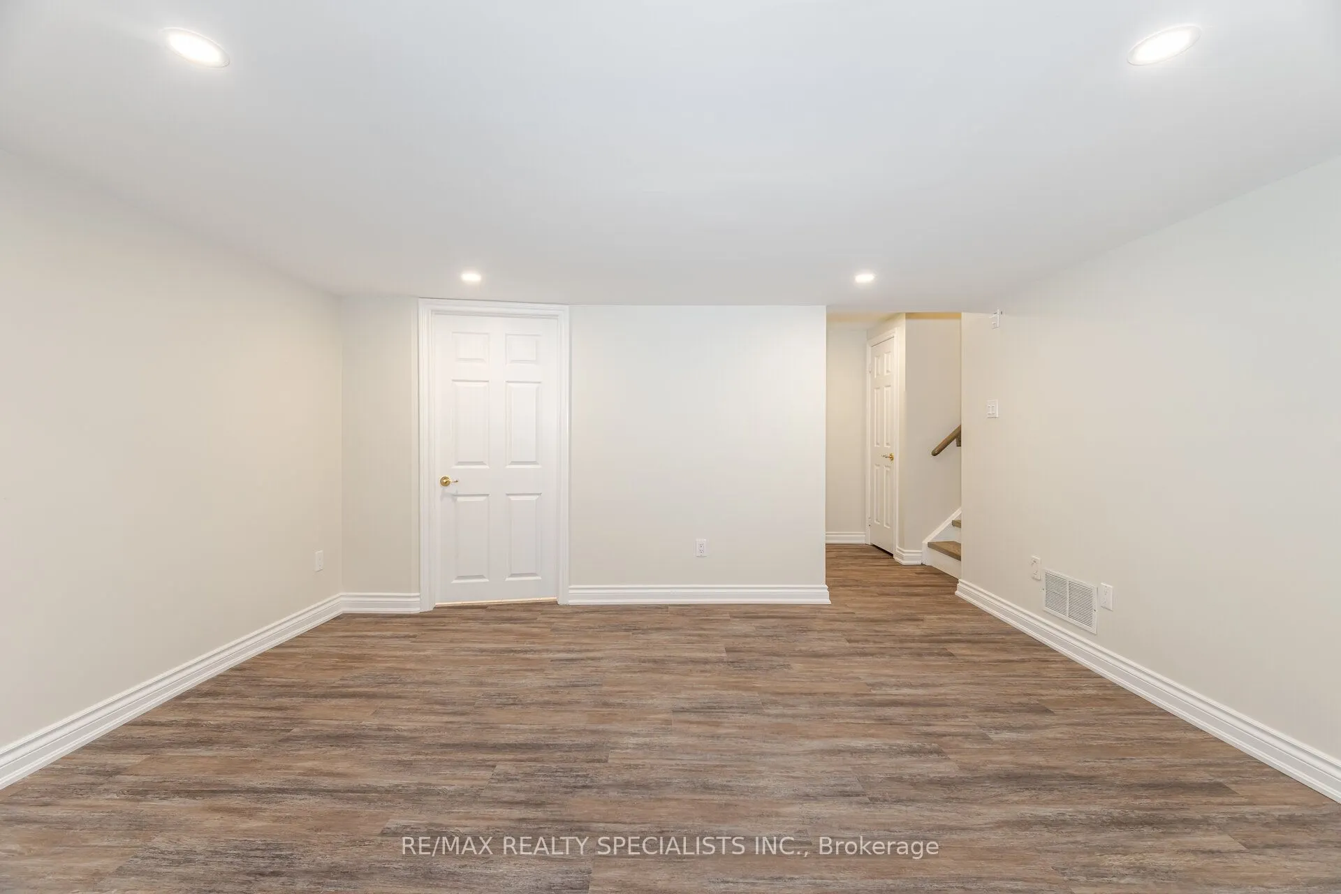 5480 Glen Erin Drive, #92