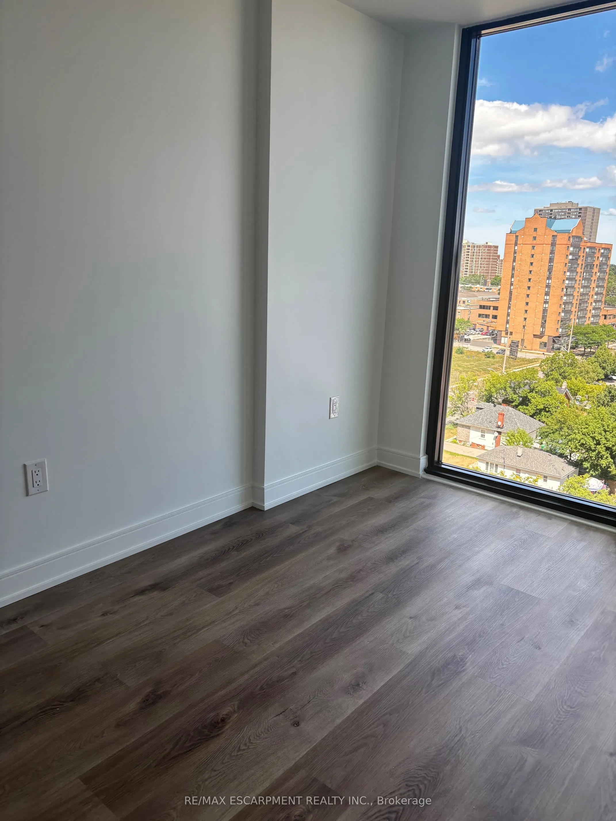 3009 Novar Road, #922