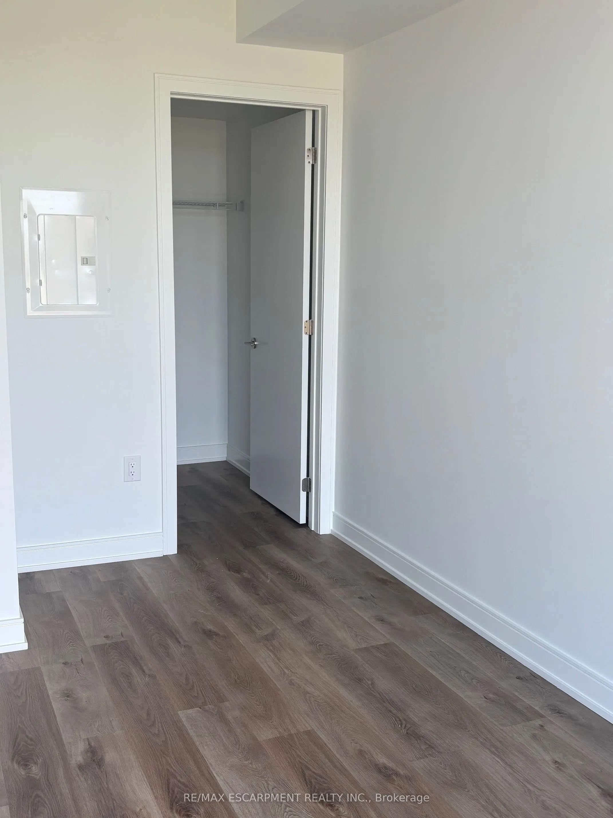 3009 Novar Road, #922