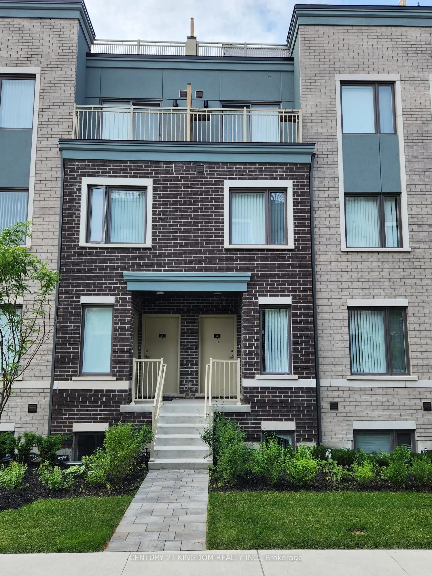 10 William Jackson Way N, #75