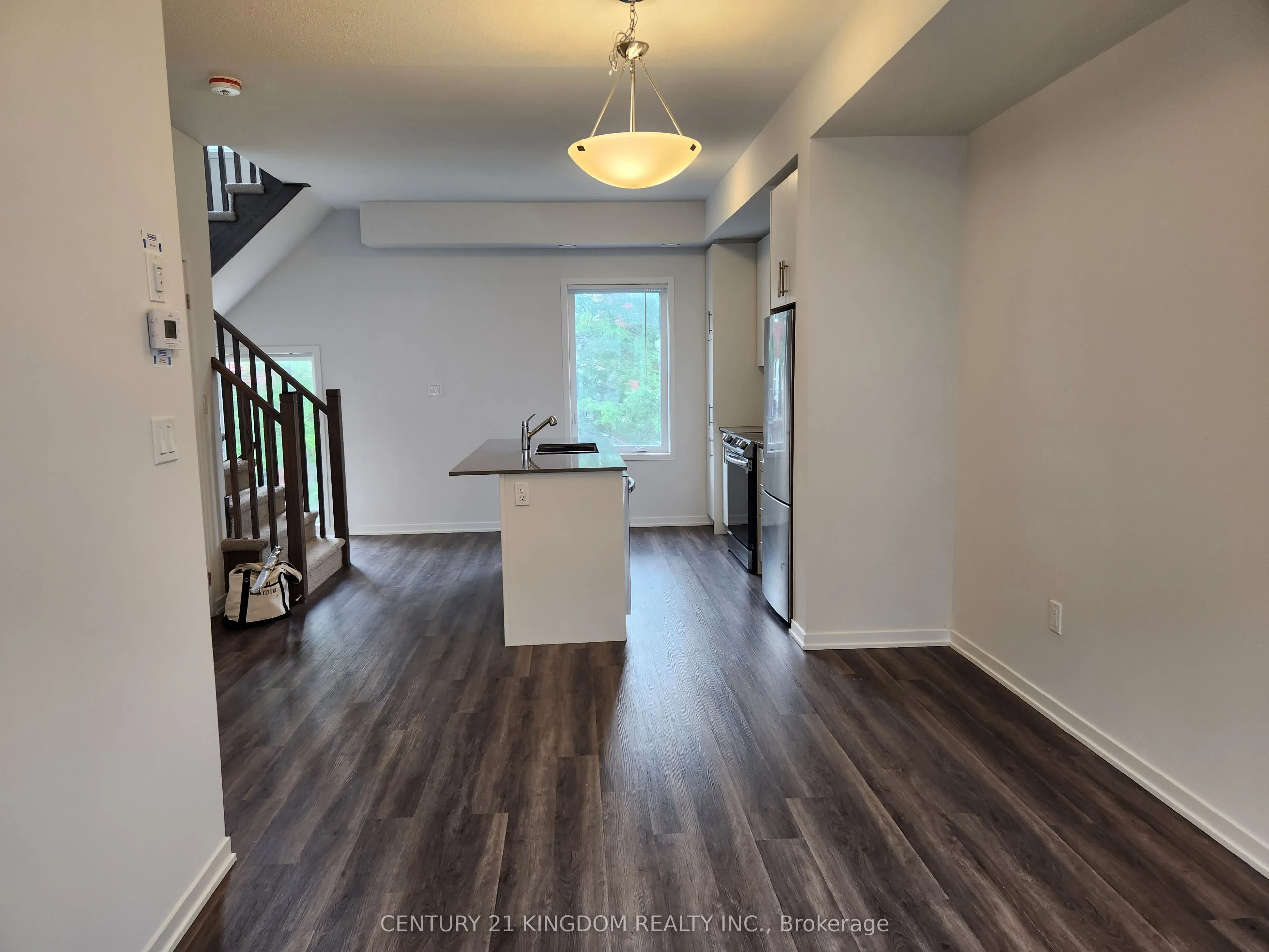 10 William Jackson Way N, #75