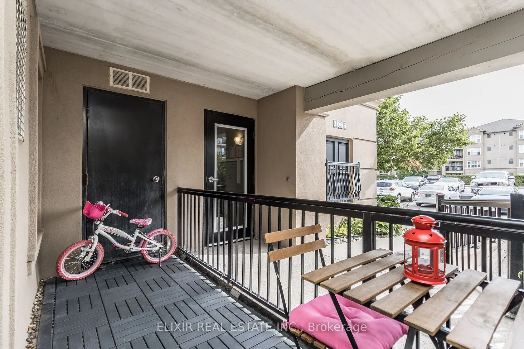 2065 Appleby Line, #106