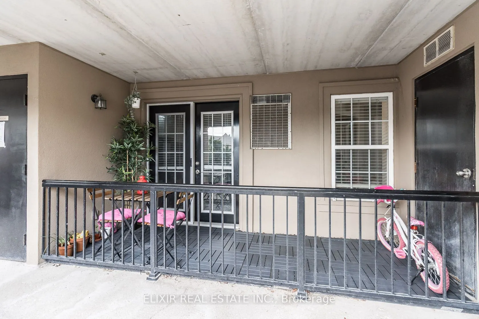2065 Appleby Line, #106
