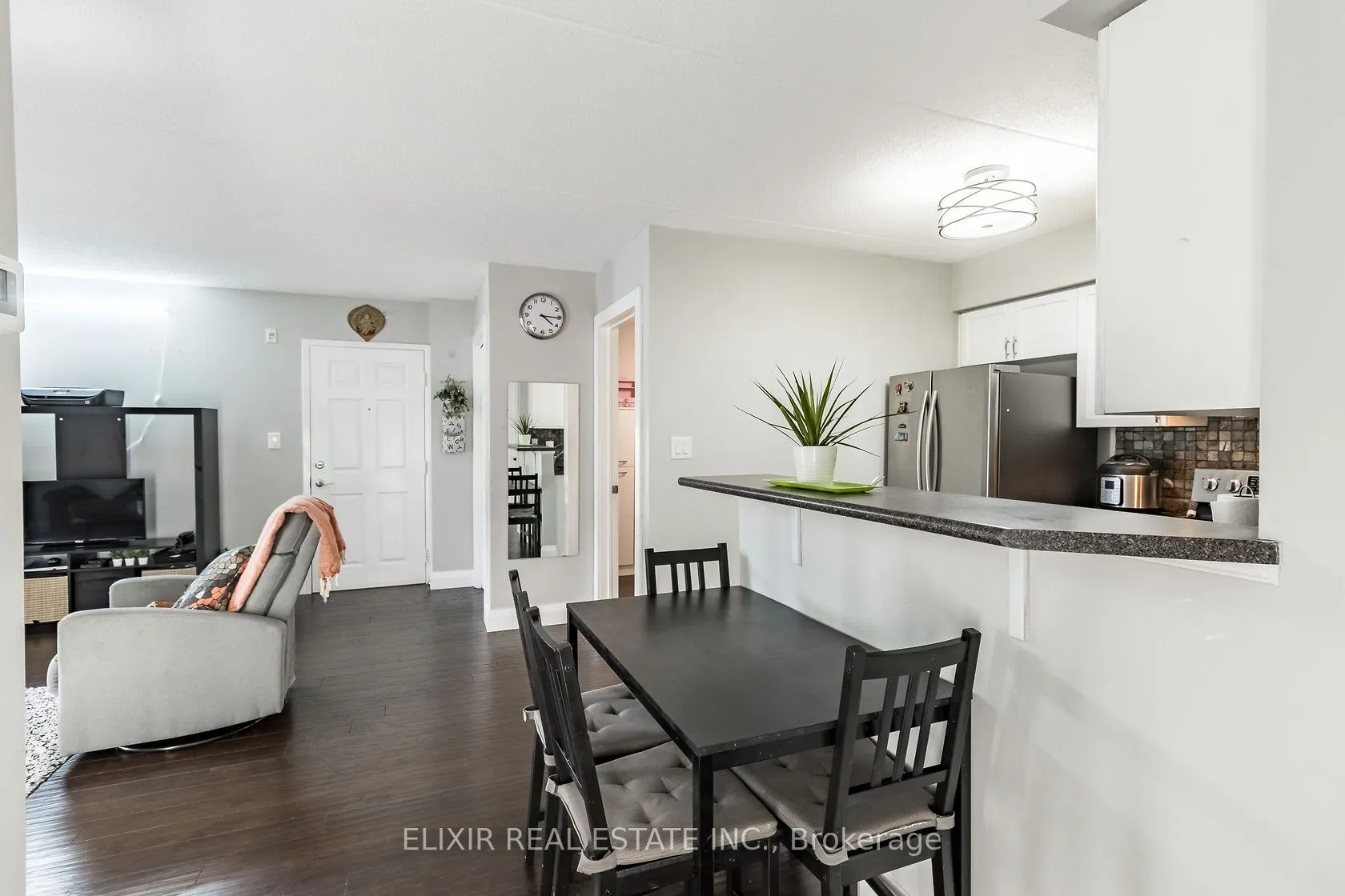 2065 Appleby Line, #106