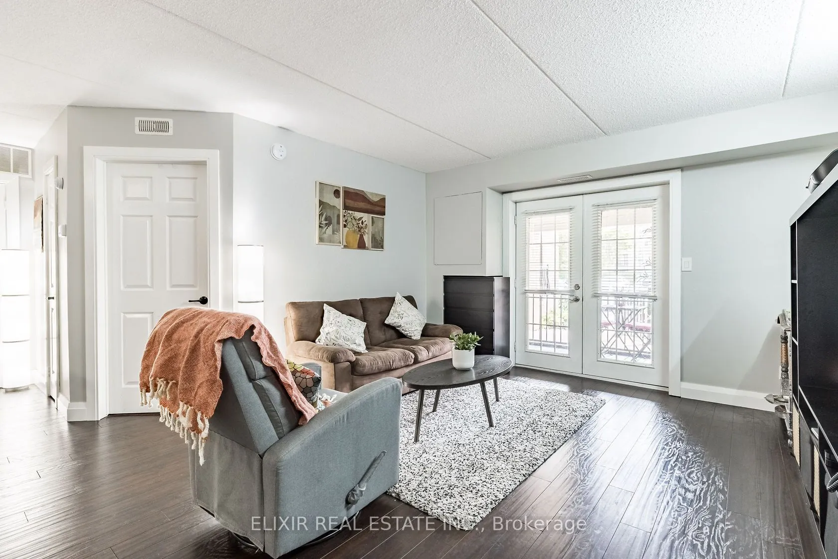 2065 Appleby Line, #106