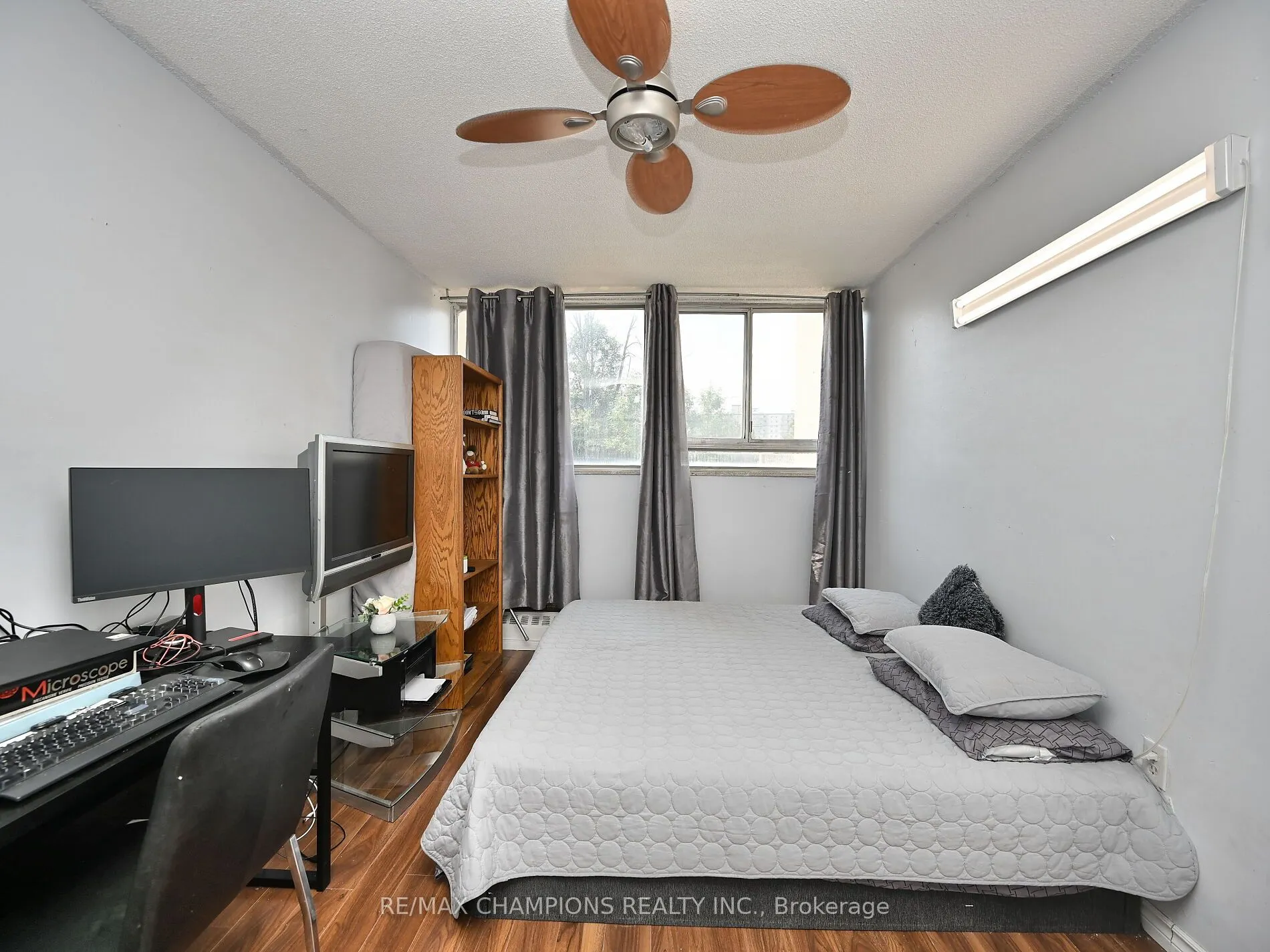 1050 Stainton Drive E, #112